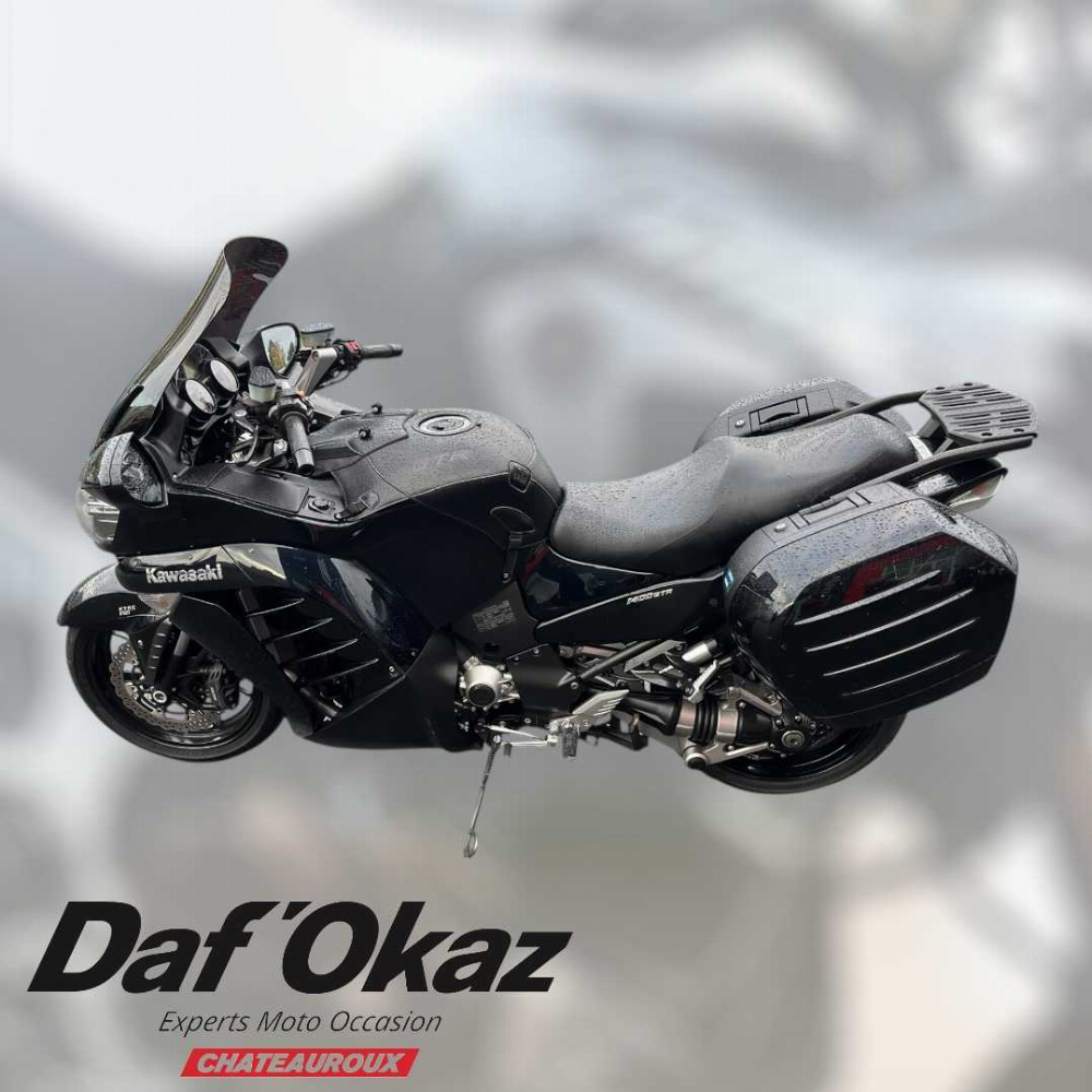 Kawasaki ZG 1400 GTR 2012 vue arrière