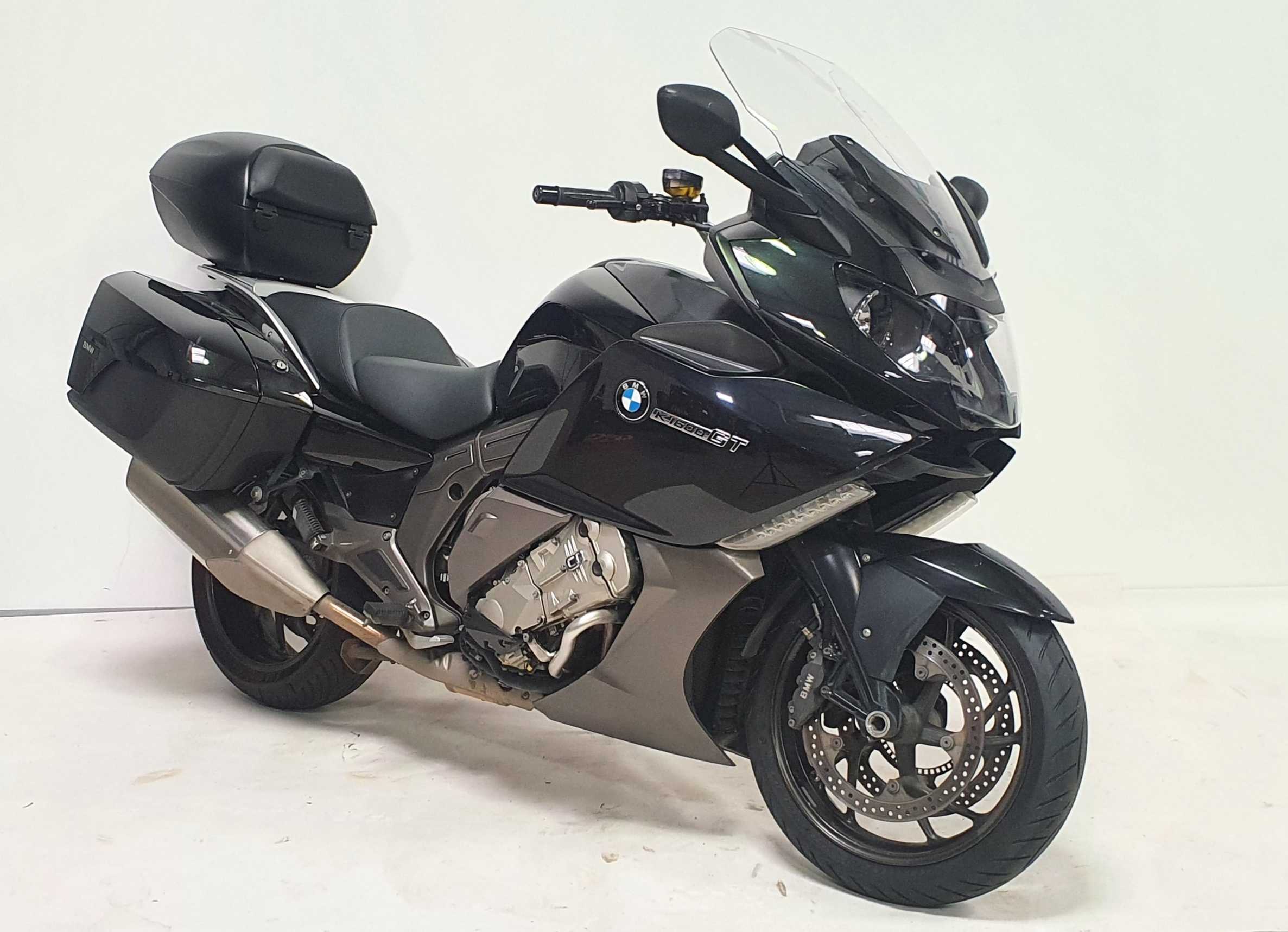 BMW K 1600 GT 2012 HD vue 3/4 droite