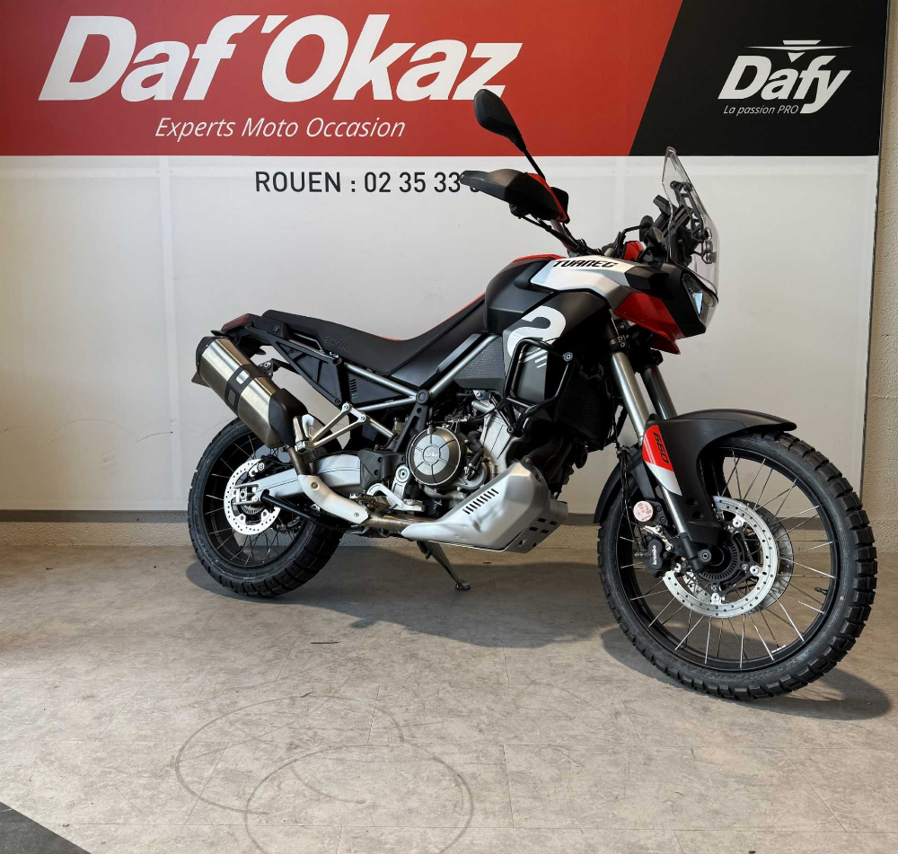 Aprilia TUAREG 660 660 2022 vue 3/4 droite
