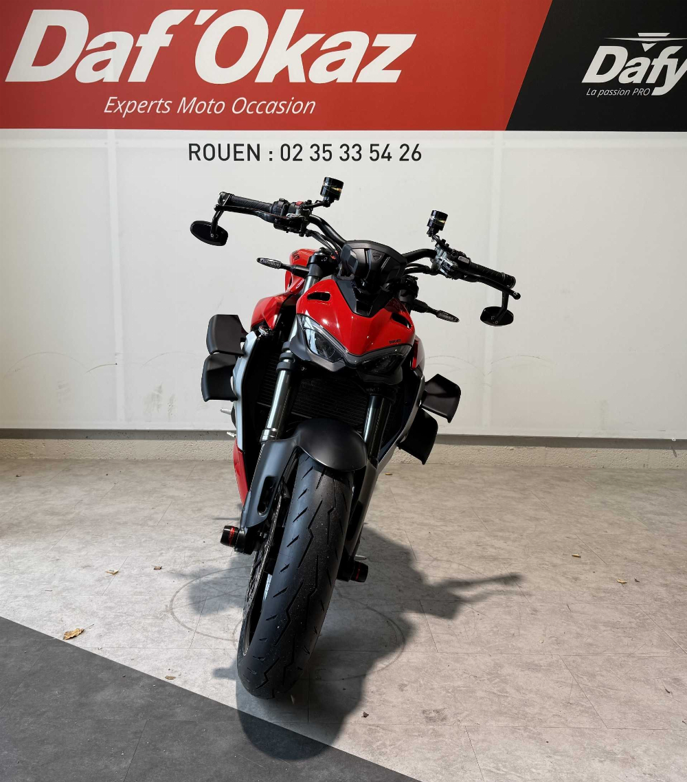 Ducati Streetfighter V2 2022 vue avant