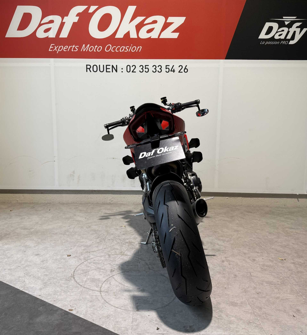 Ducati Streetfighter V2 2022 vue arrière