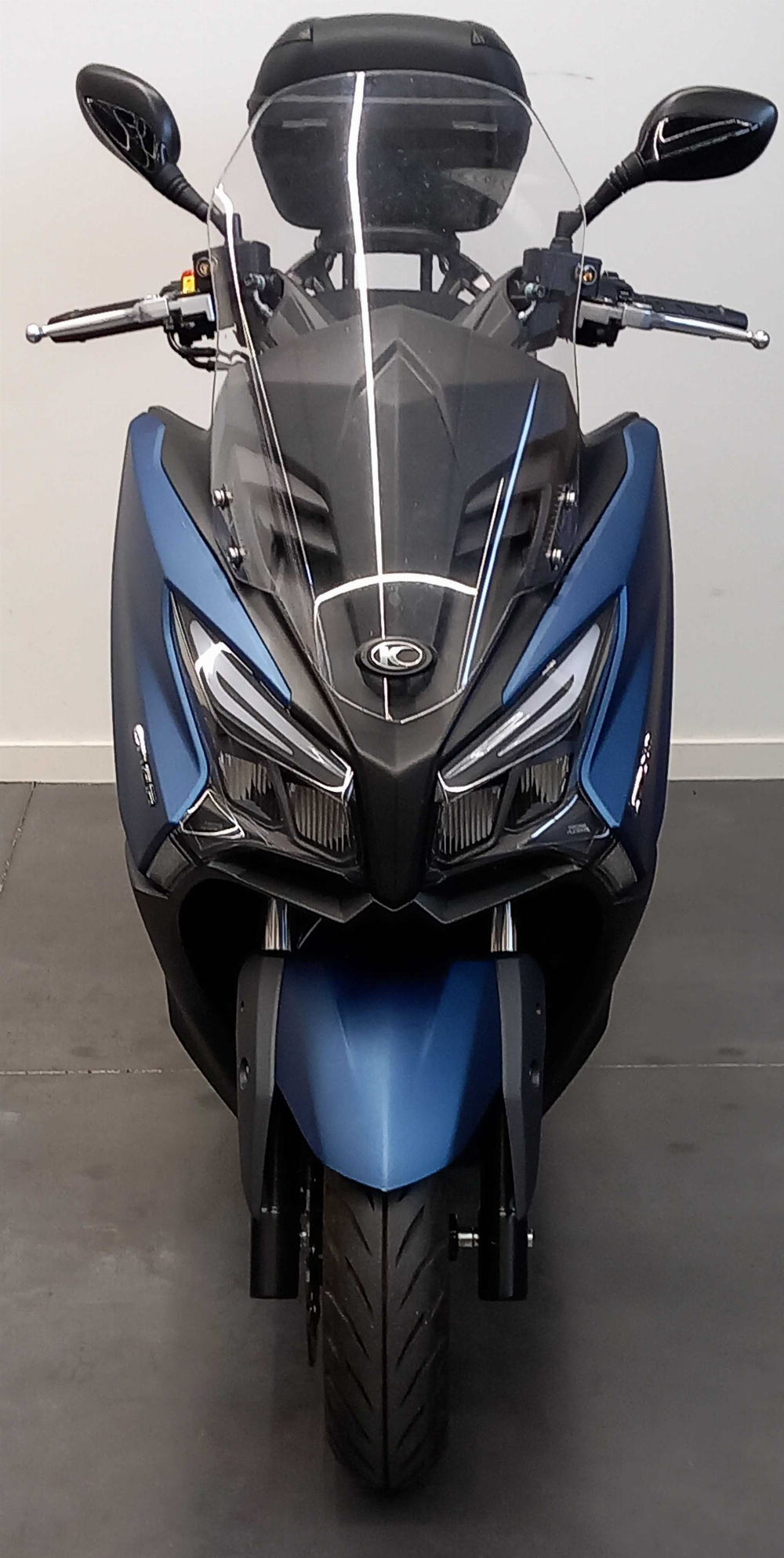 Kymco X-TOWN 125 2022 vue avant