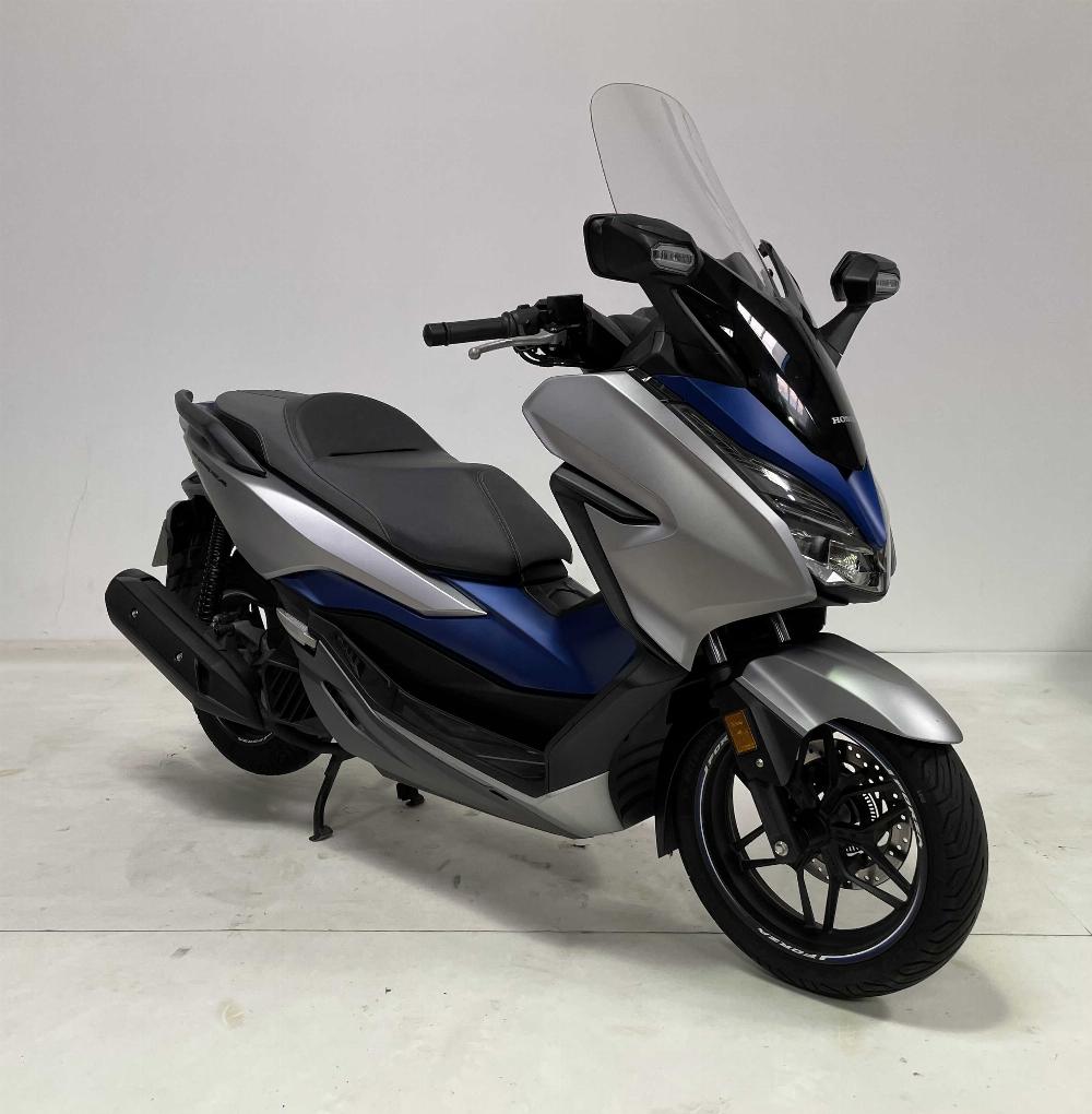 Honda NSS 125 Forza ABS 2018 vue 3/4 droite