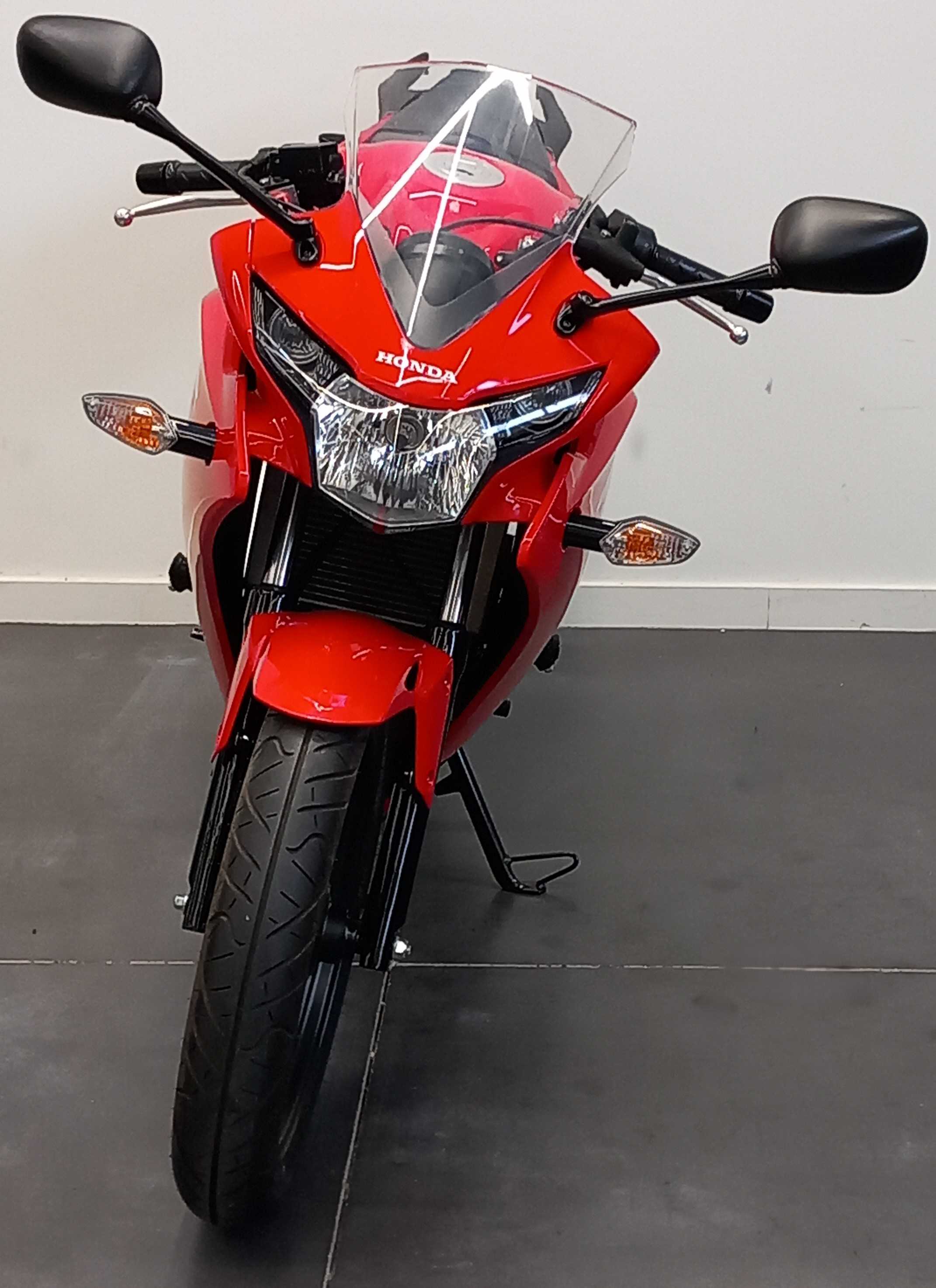 Honda CBR 125 R 2015 HD vue avant