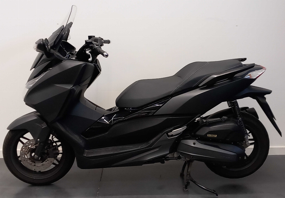 Honda NSS 125 Forza ABS 2016 vue gauche