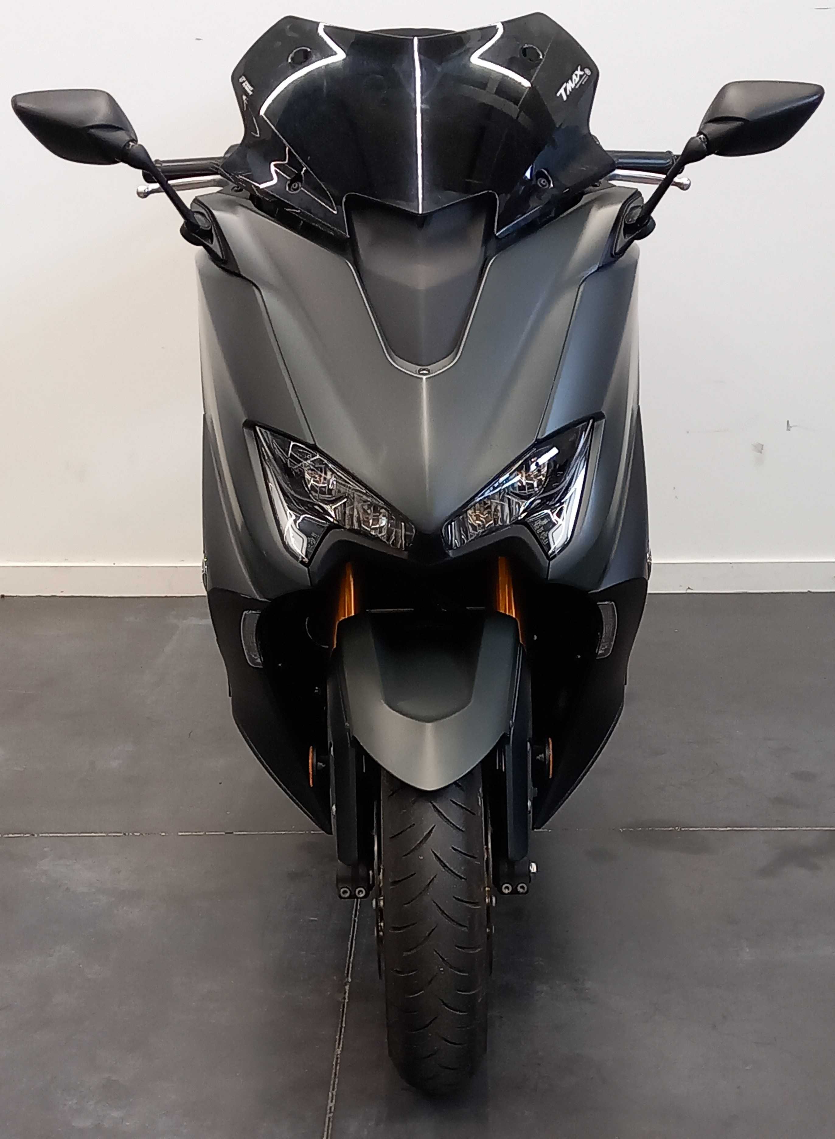 Yamaha XP 560 T-Max Tech Max 2021 HD vue avant