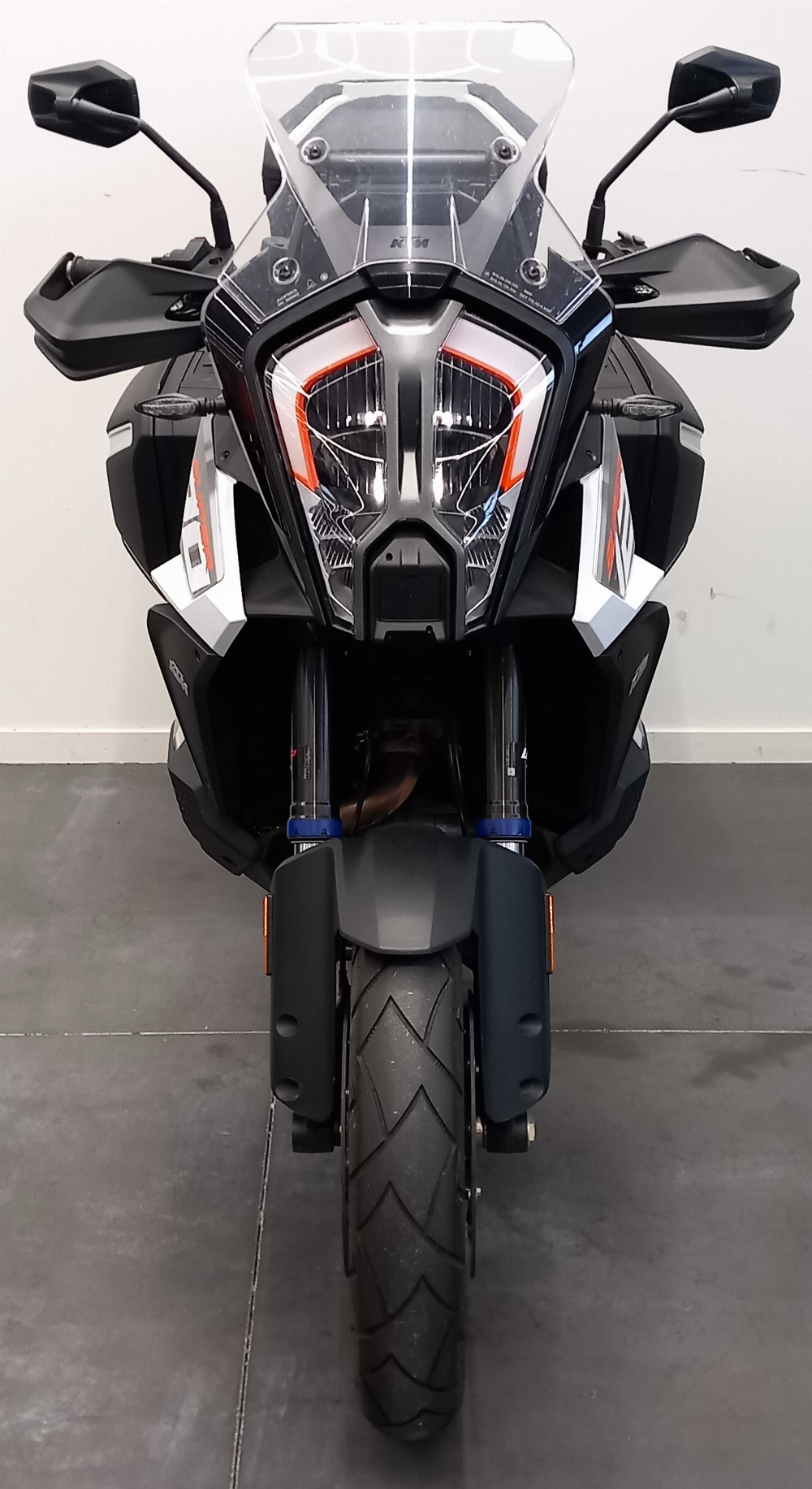 KTM 1290 Super Adventure S 2024 vue avant