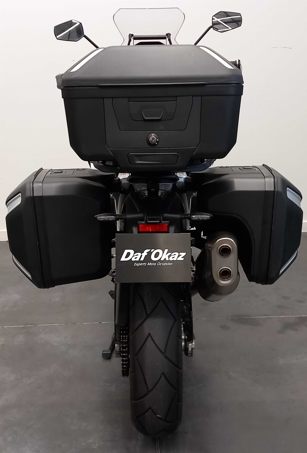 KTM 1290 Super Adventure S 2024 vue arrière