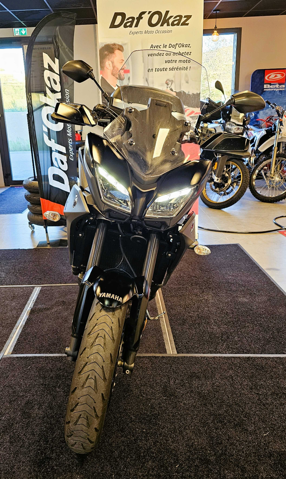 Yamaha Tracer 900 (MTT850) 2018 vue avant