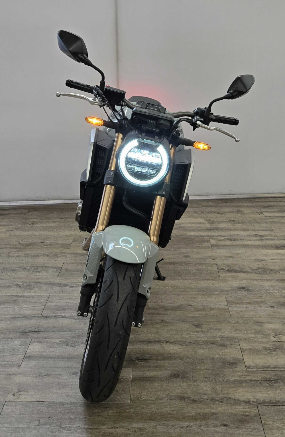 Honda CB 650 R 2021 vue avant