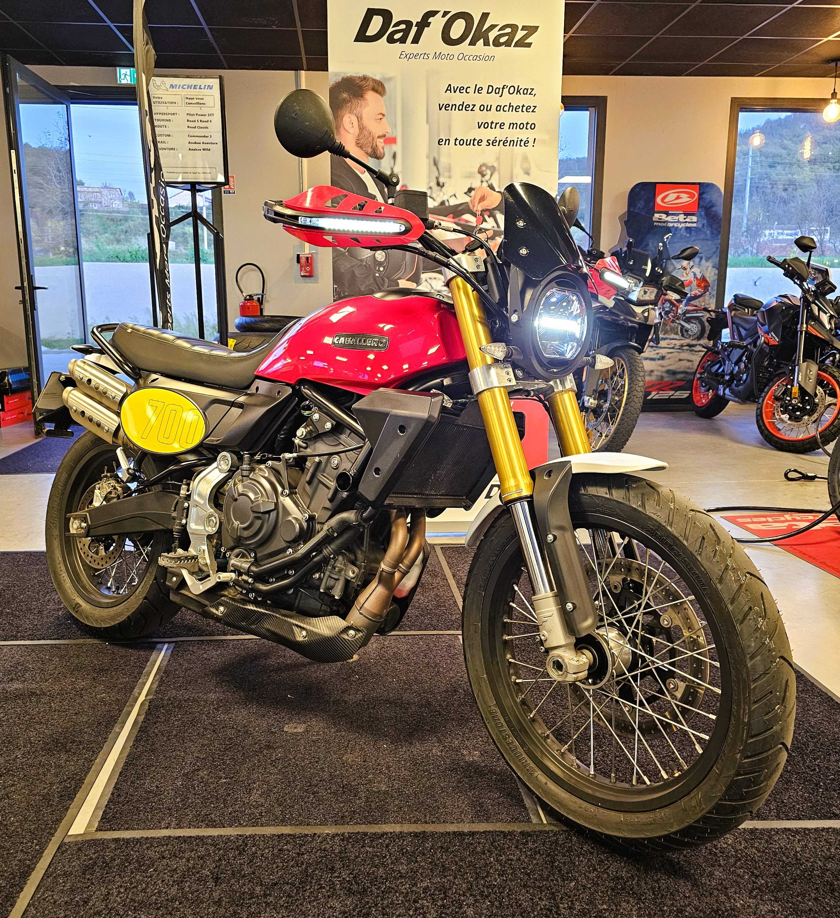 FANTIC CABALLERO 700 700 CABALLERO 2024 HD vue 3/4 droite