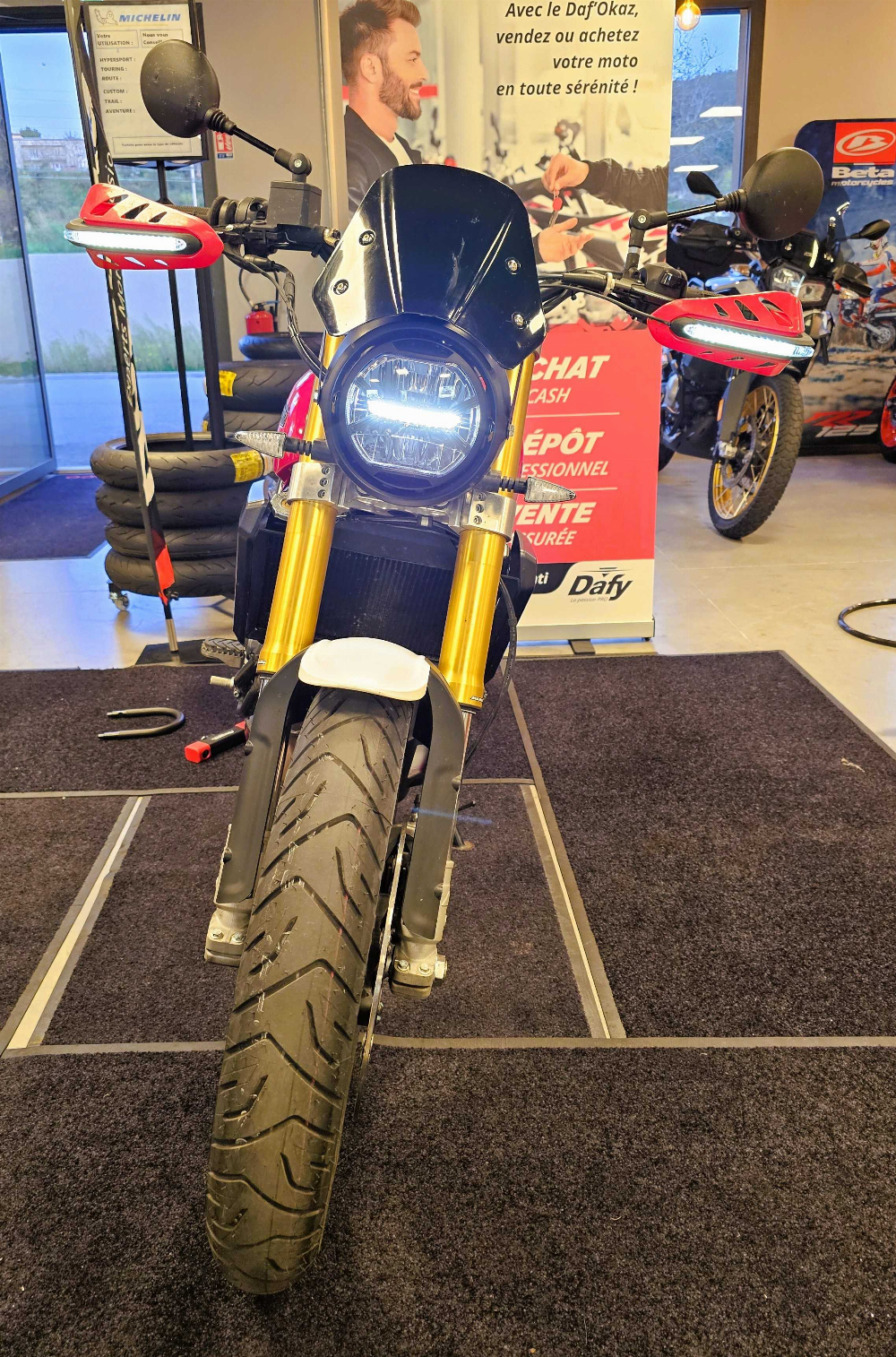 FANTIC CABALLERO 700 700 CABALLERO 2024 vue avant