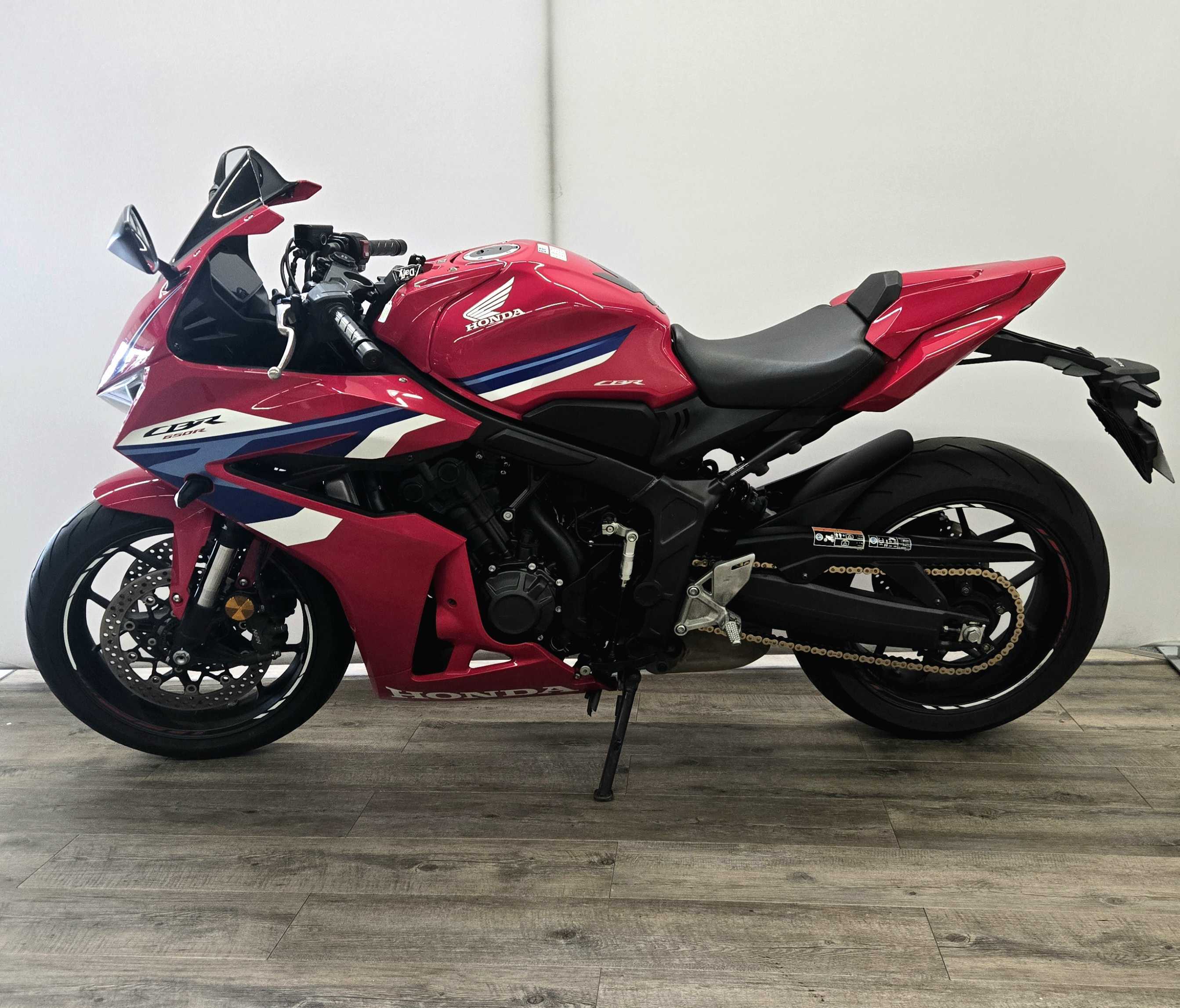 Honda CBR 650 R ABS CBR E-Clutch RA 2024 HD vue gauche