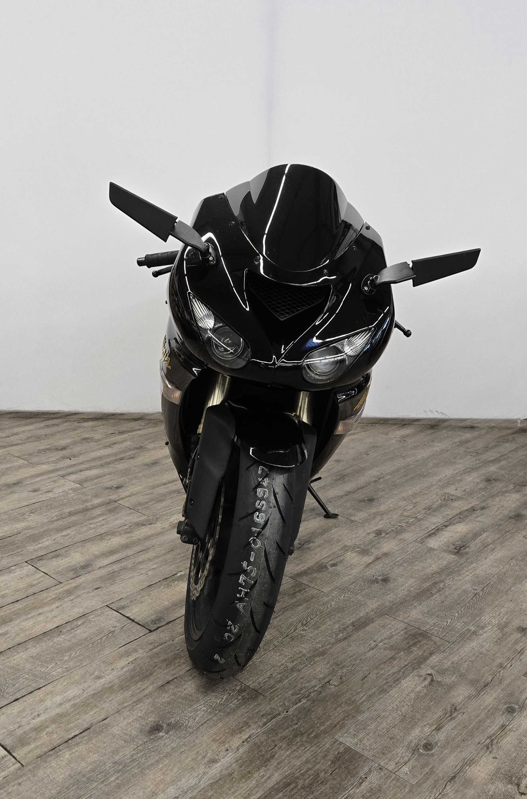 Kawasaki ZX-10R Ninja 2007 HD vue avant