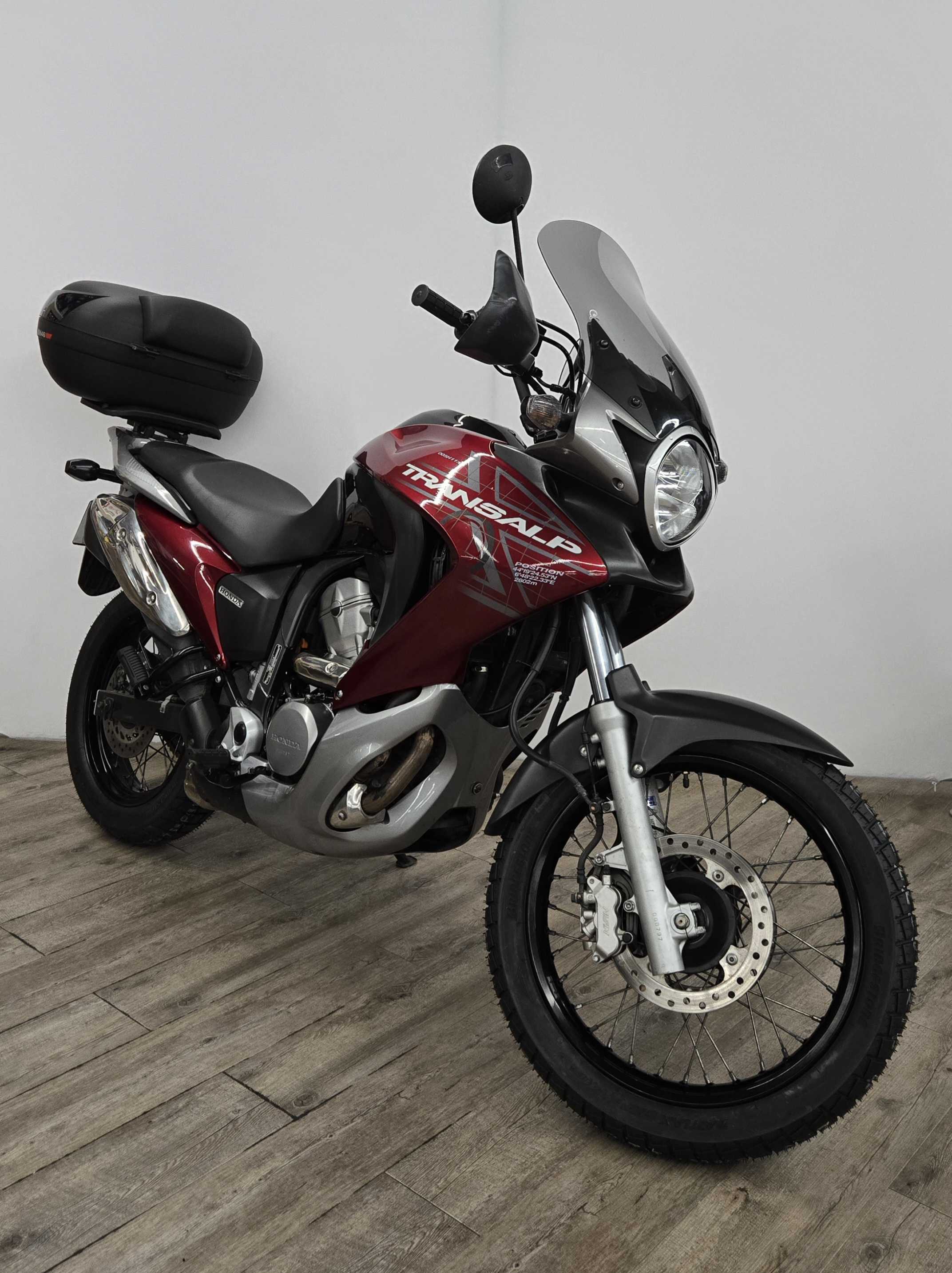 Honda XL 700 V Transalp ABS 2008 HD vue 3/4 droite