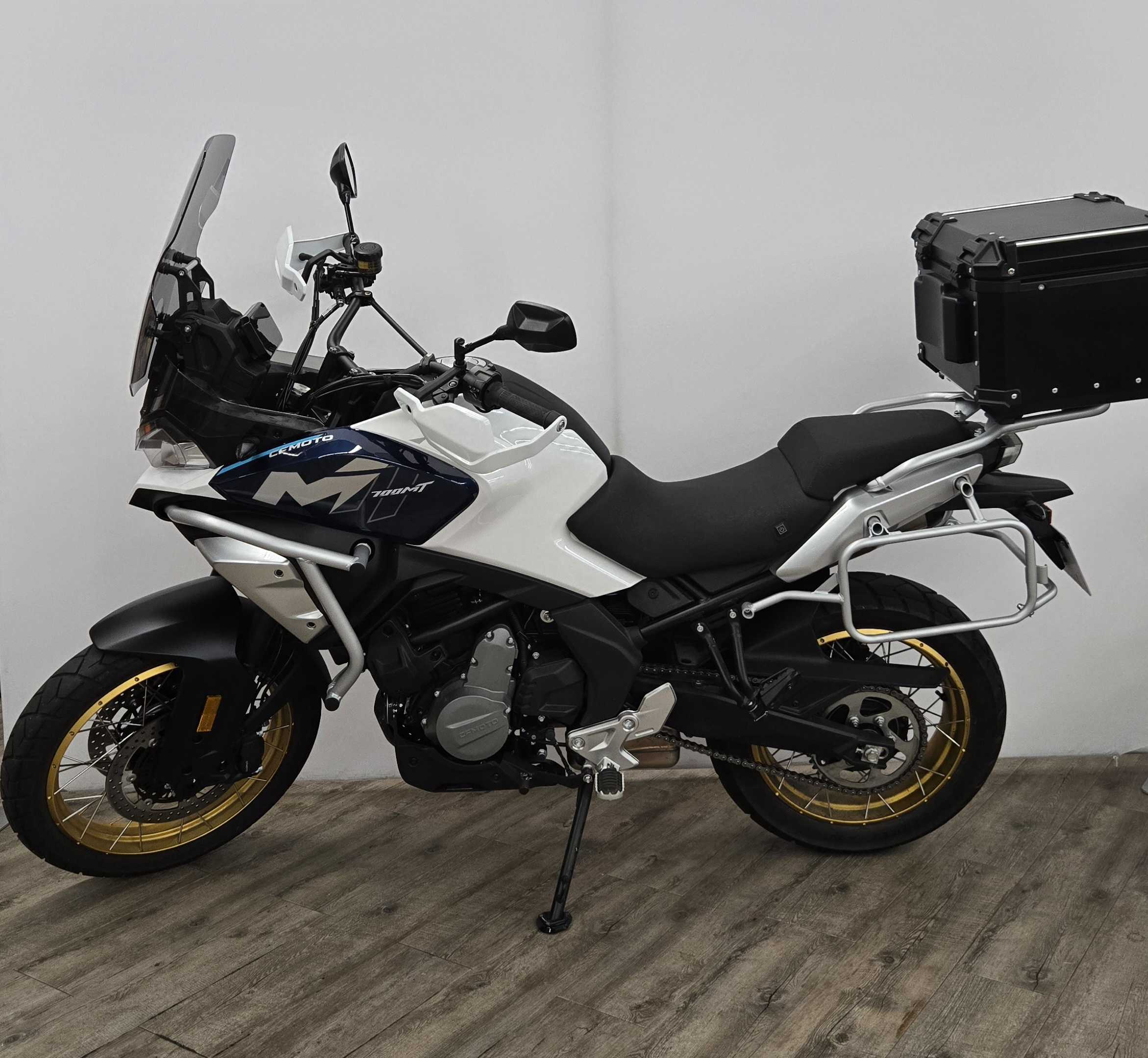 CFMOTO MT 700 ABS MT ABS 2025 HD vue gauche