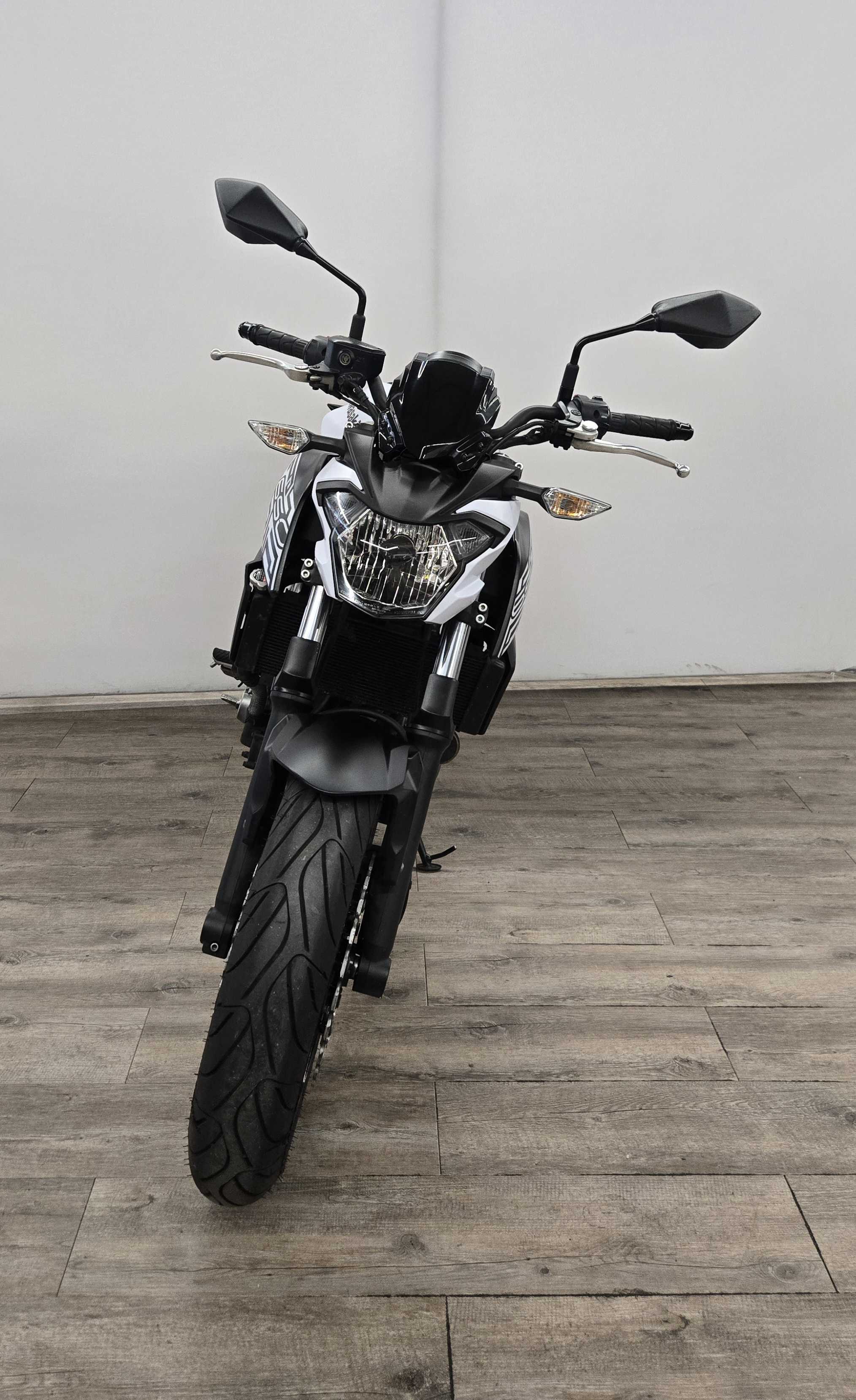 Kawasaki Z 650 2019 HD vue avant