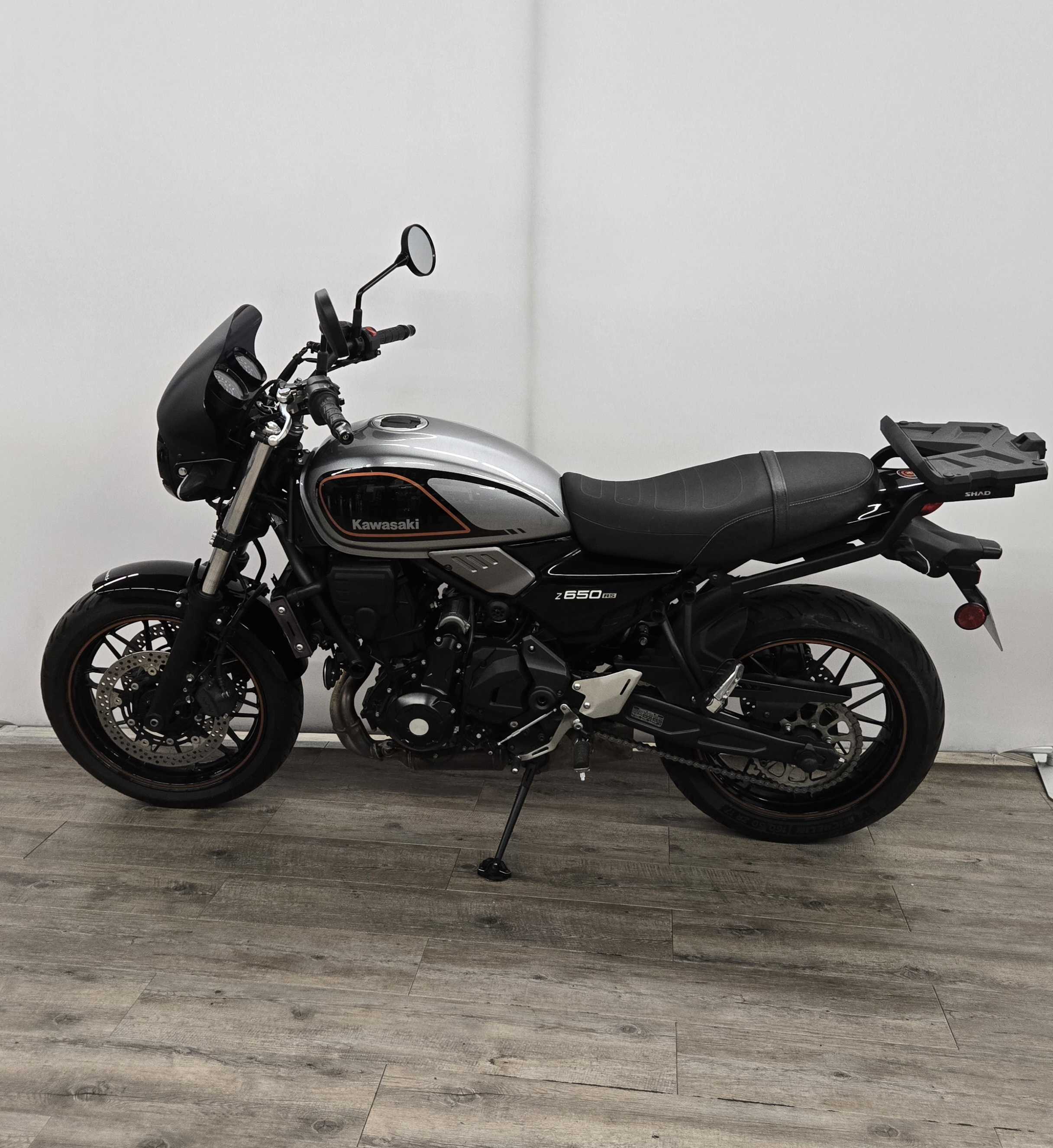 Kawasaki Z 650 RS 2022 HD vue gauche