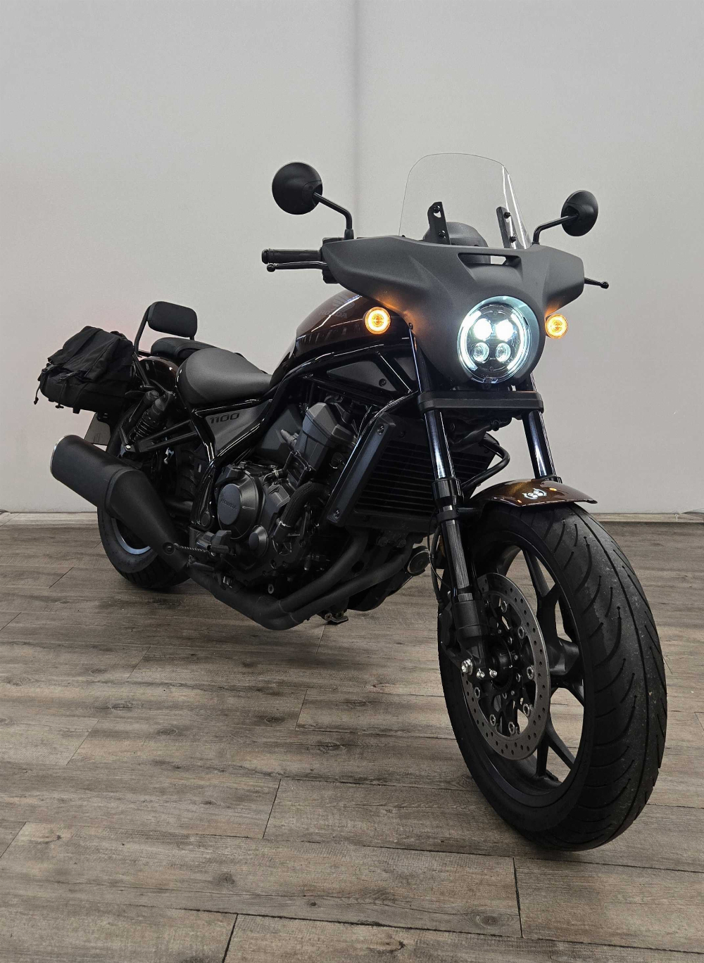 Honda CMX 1100 Rebel 2022 vue 3/4 droite