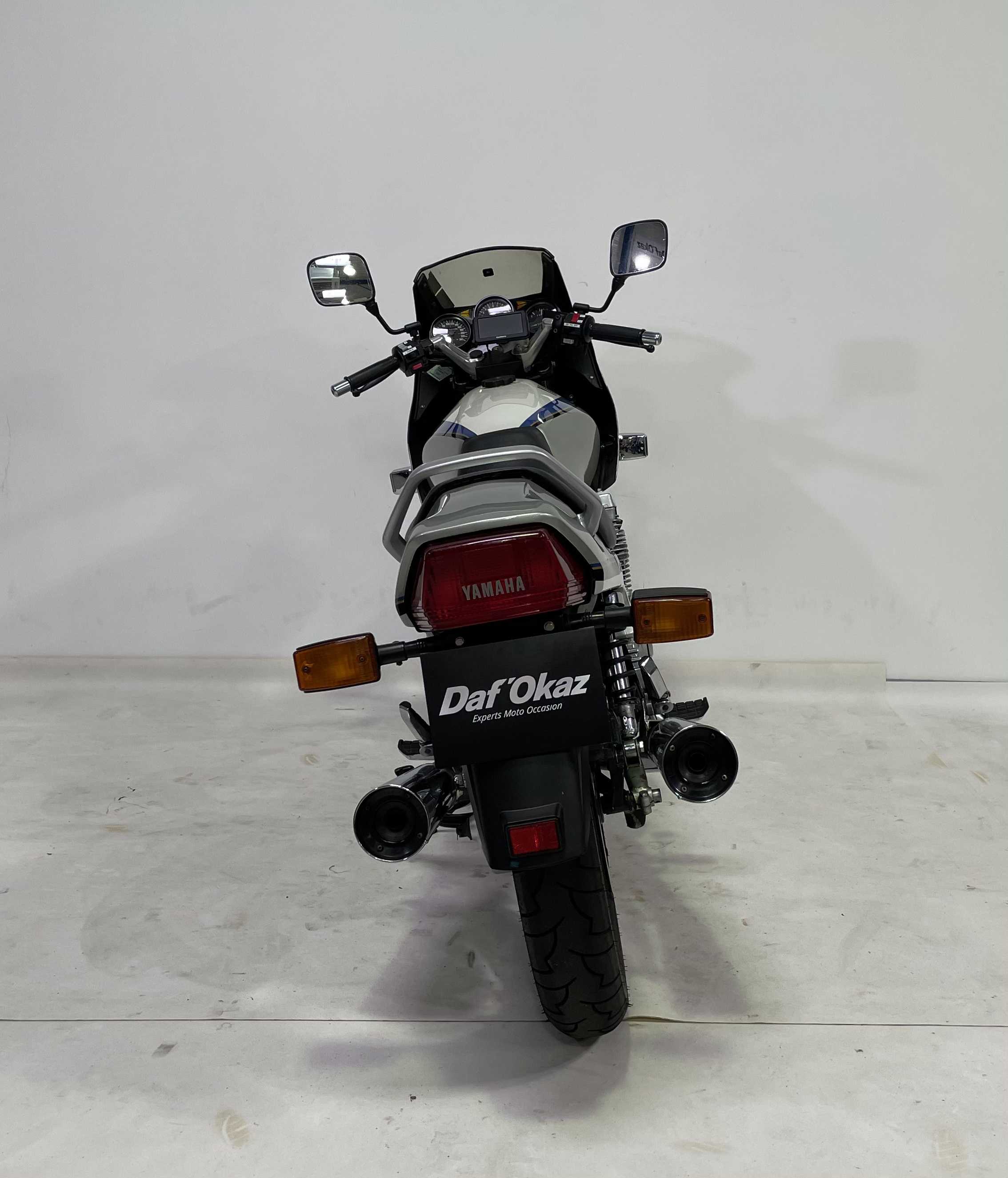 Yamaha XJ 900 (58L) 1990 HD vue arrière