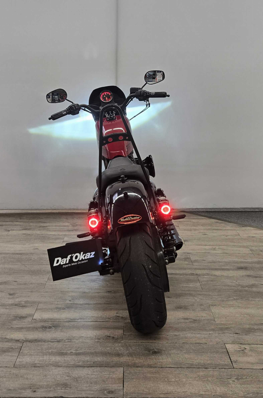 Harley-Davidson XL 883 N XL Iron N 2017 vue arrière