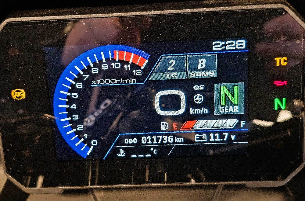 Suzuki GSX 800 8R 2024