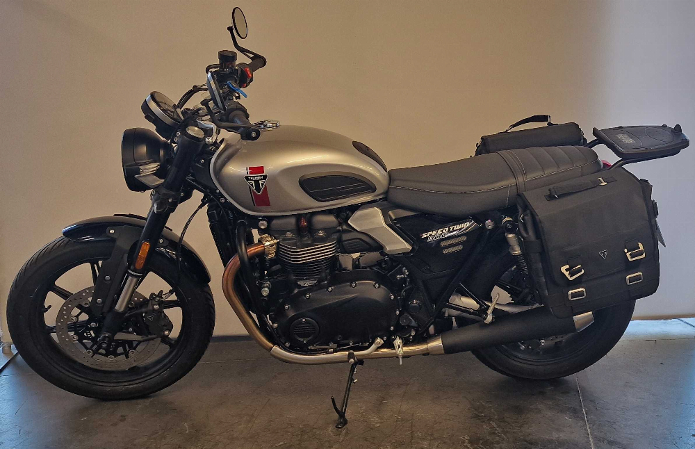 Triumph SPEED TWIN 900 2025 vue gauche