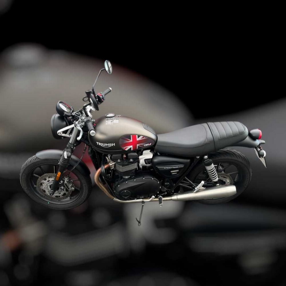 Triumph 900 Speed Twin 2023 vue arrière