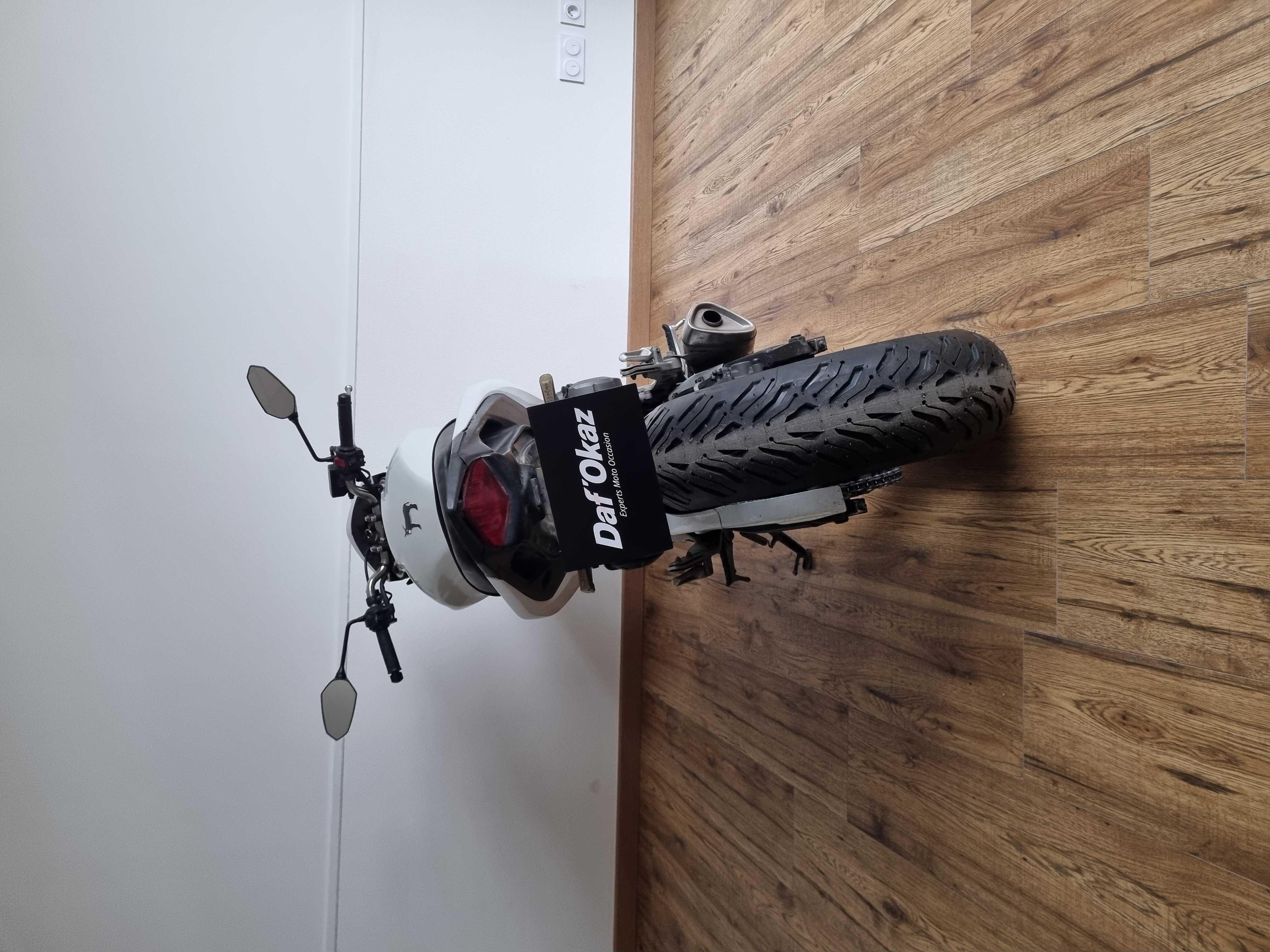 Honda CB 600 F Hornet 2011 HD vue arrière