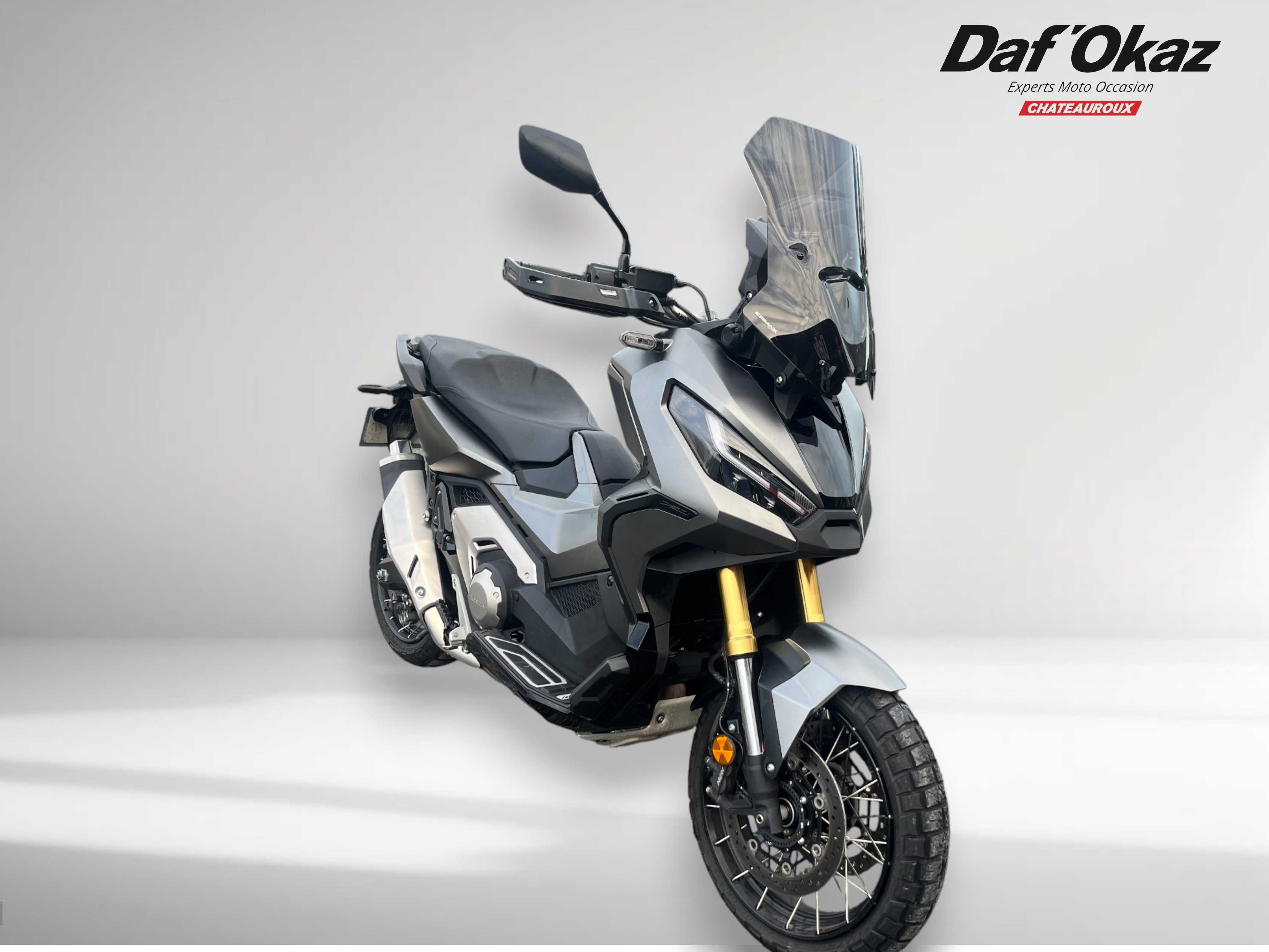 Honda X-ADV 750 2023 HD vue 3/4 droite