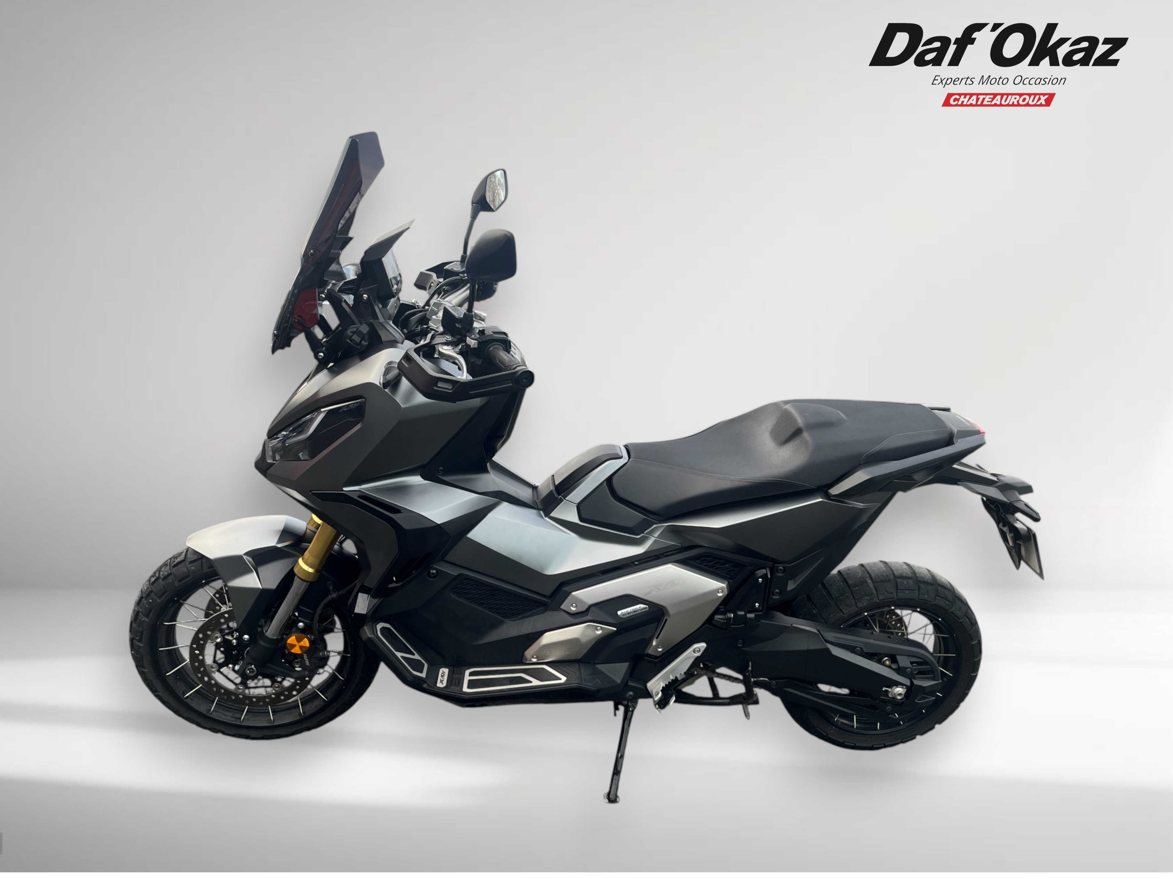 Honda X-ADV 750 2023 HD vue arrière