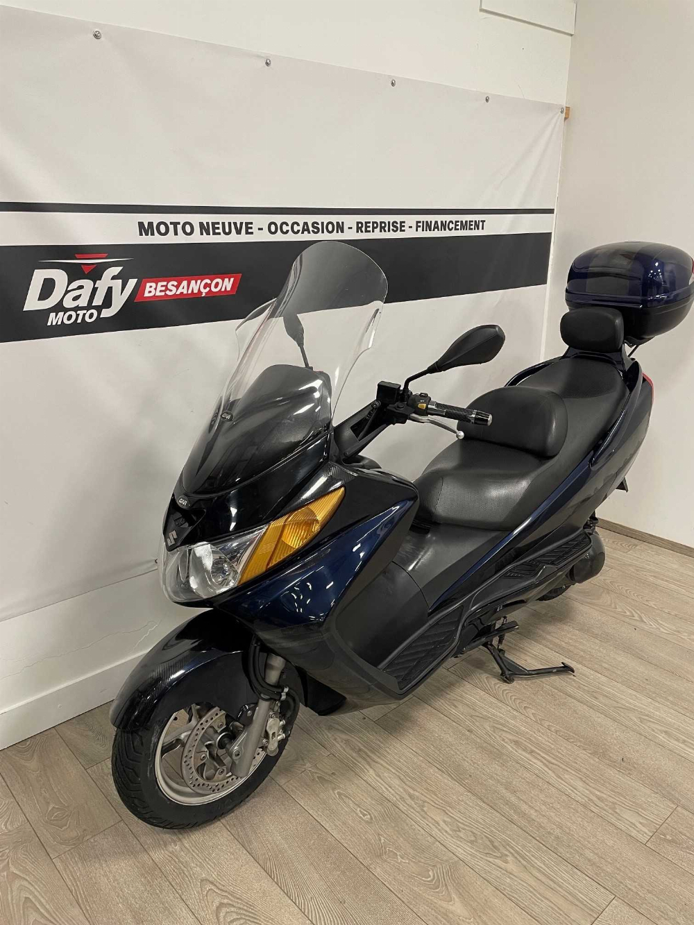 Suzuki AN 400 Burgman 2003 vue avant