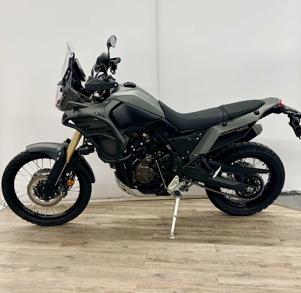 Yamaha XTZ 700 Ténéré 2023 vue gauche