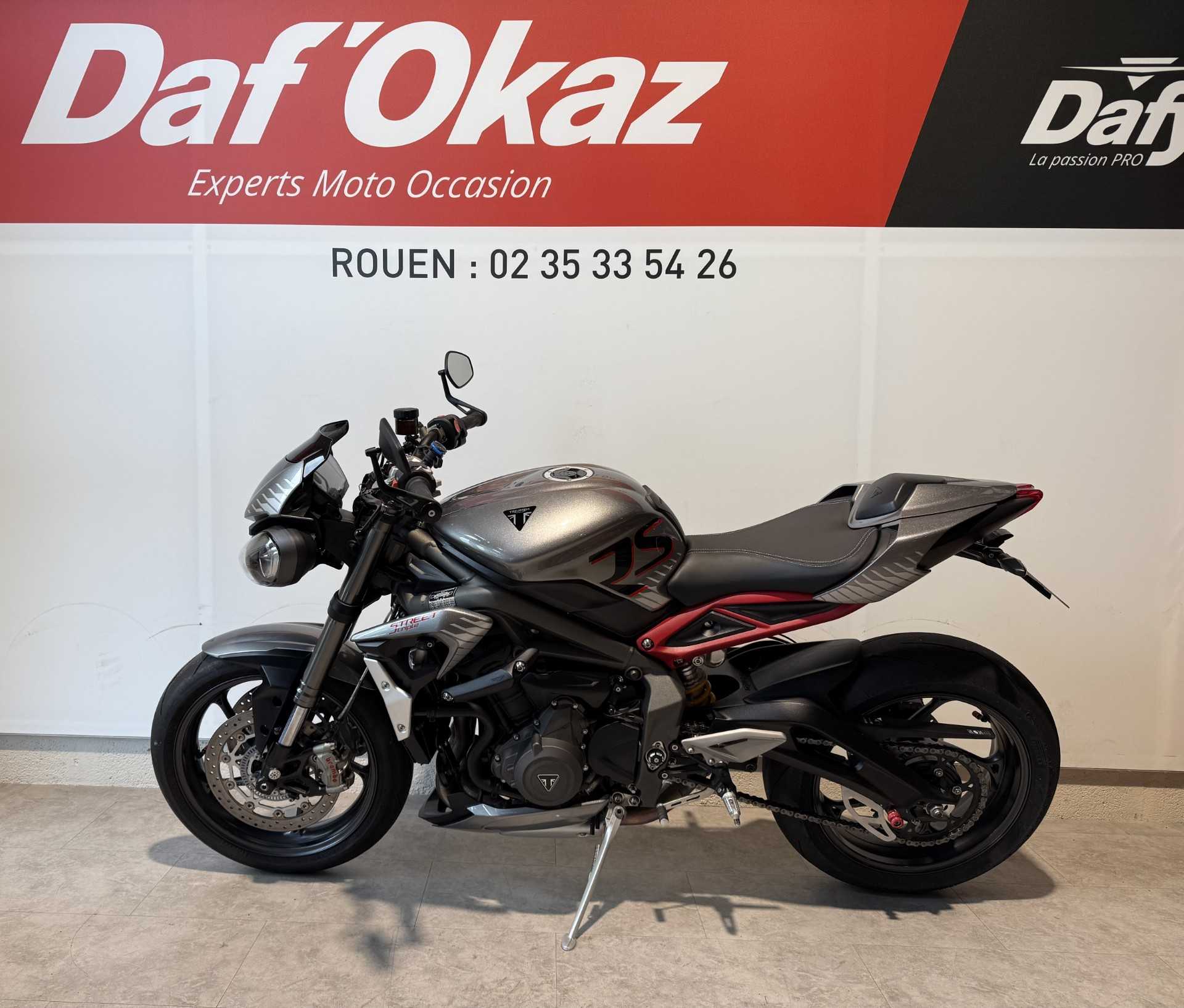 Triumph STREET TRIPLE 765 RS RS 2022 HD vue gauche