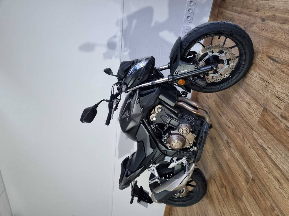 Honda CB 500 F ABS 2021 vue 3/4 droite