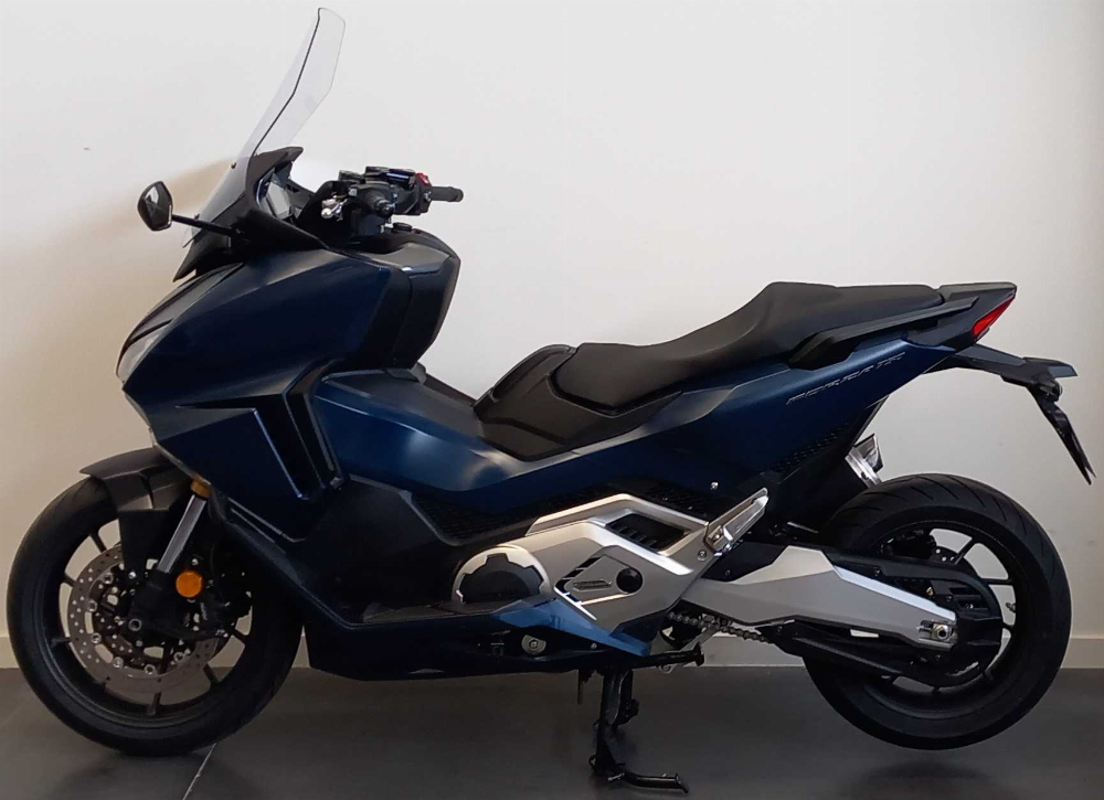 Yamaha XP 560 T-Max Tech Max 2020 vue gauche