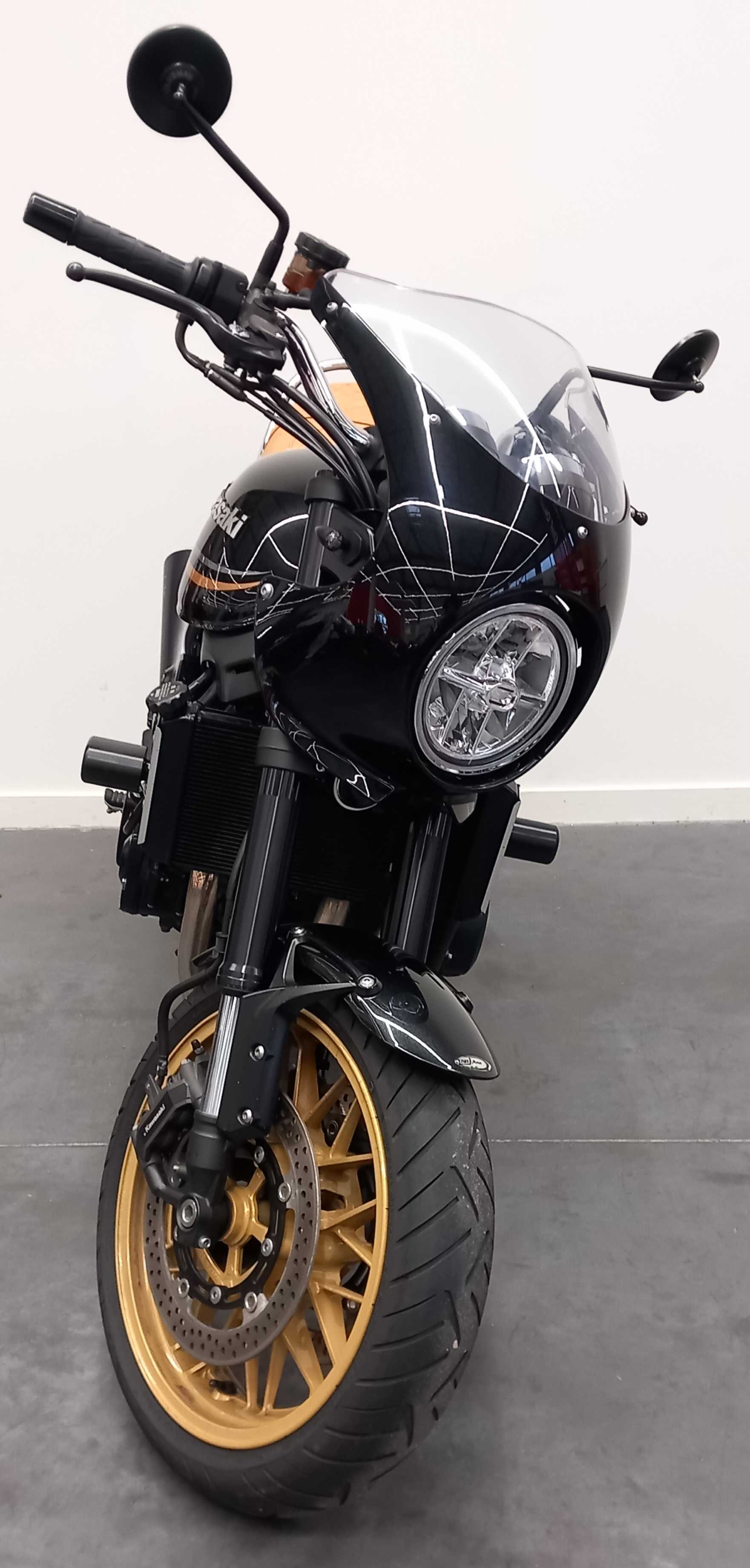 Kawasaki Z 900 RS 2018 HD vue avant