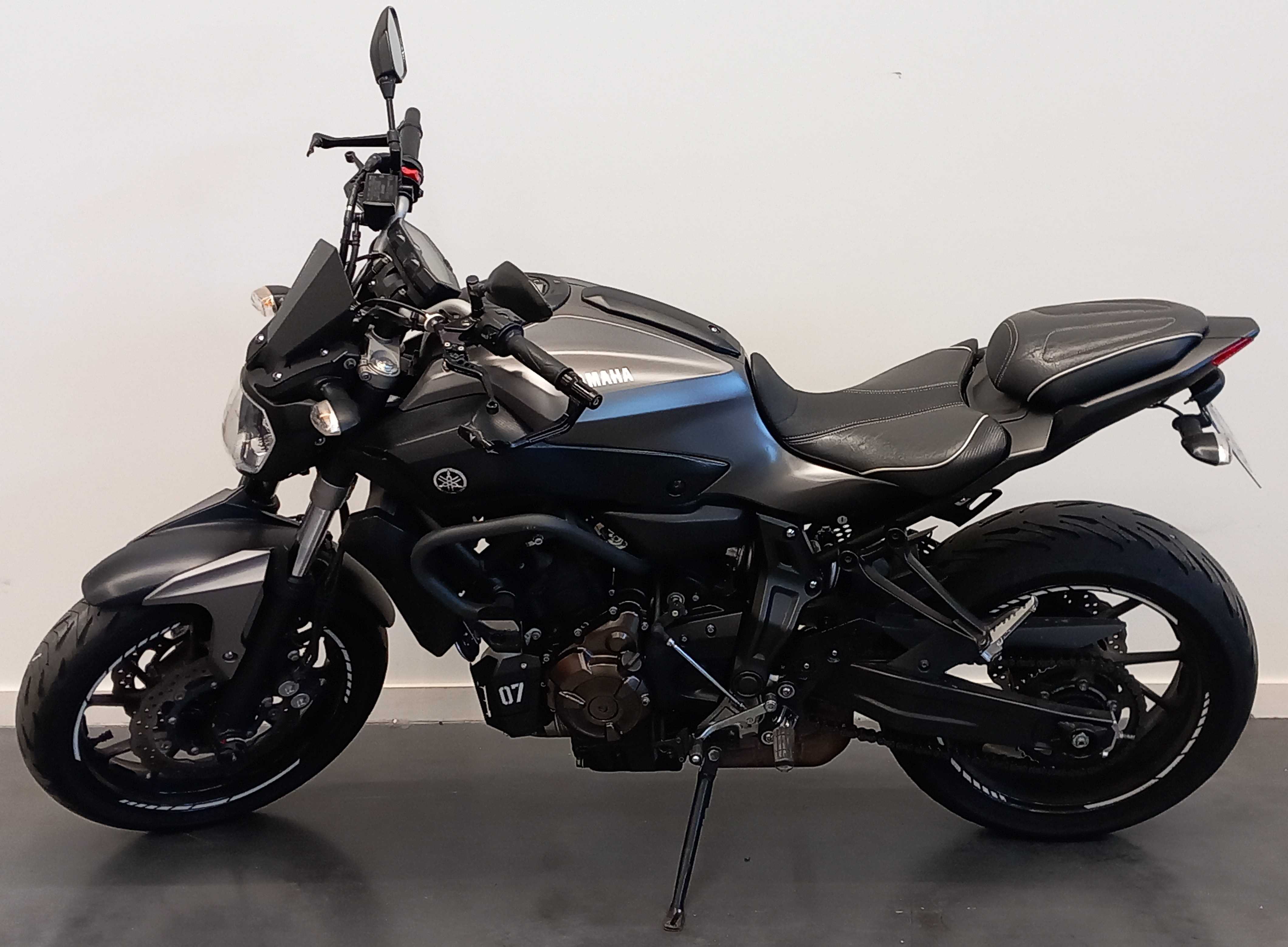 Yamaha MT-07 ABS 2015 HD vue gauche