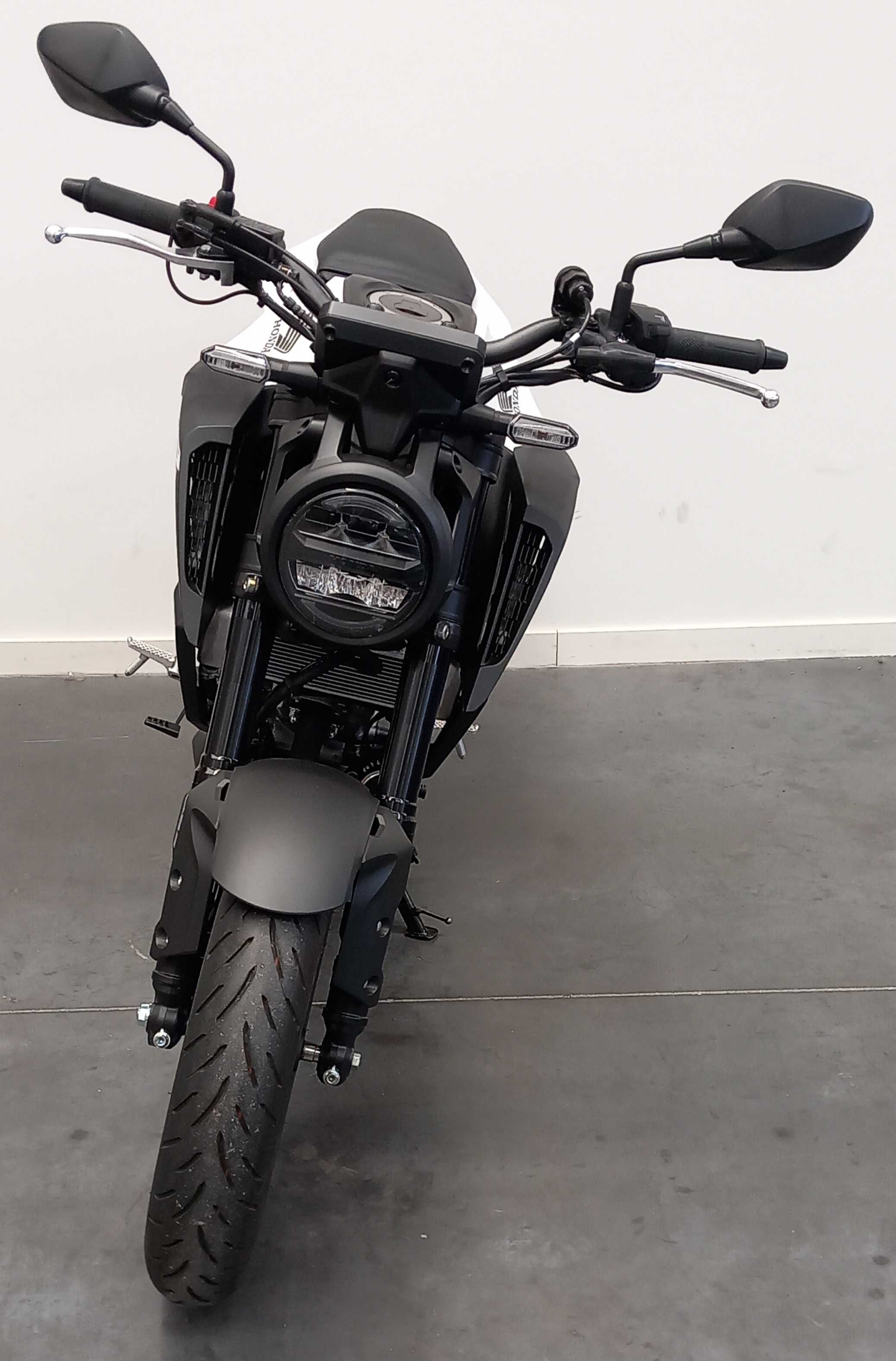 Honda CB 125 R 2024 HD vue avant