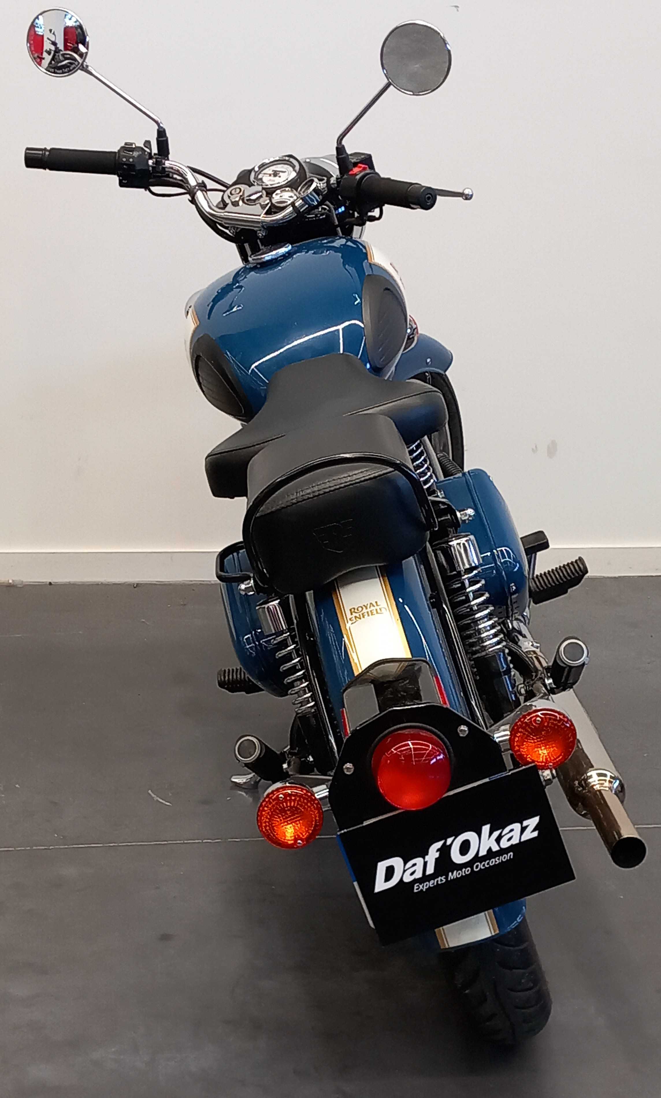 Royal Enfield BULLET CLASSIC EFI 2017 HD vue arrière