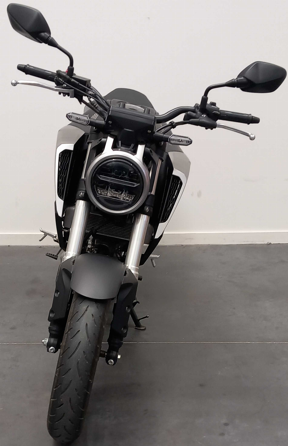 Honda CB 125 R 2019 vue avant