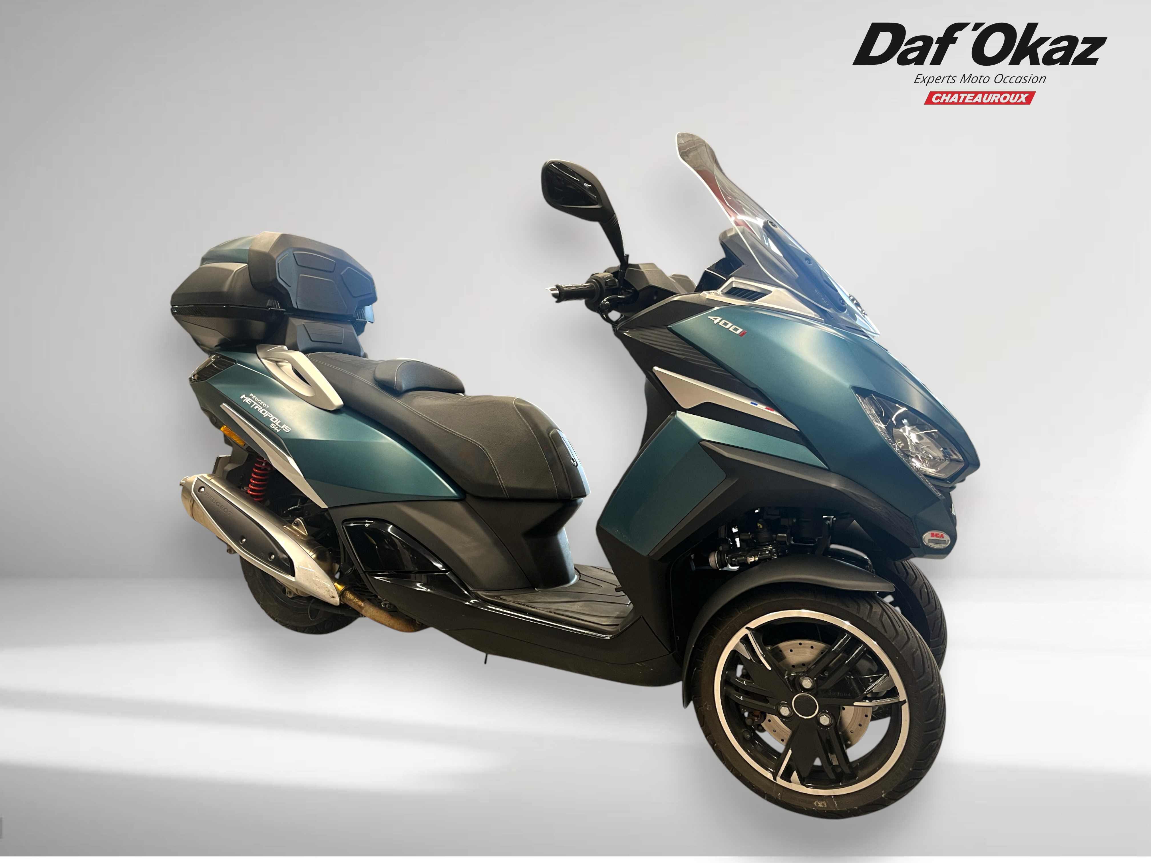 Peugeot METROPOLIS SW 2023 HD vue 3/4 droite