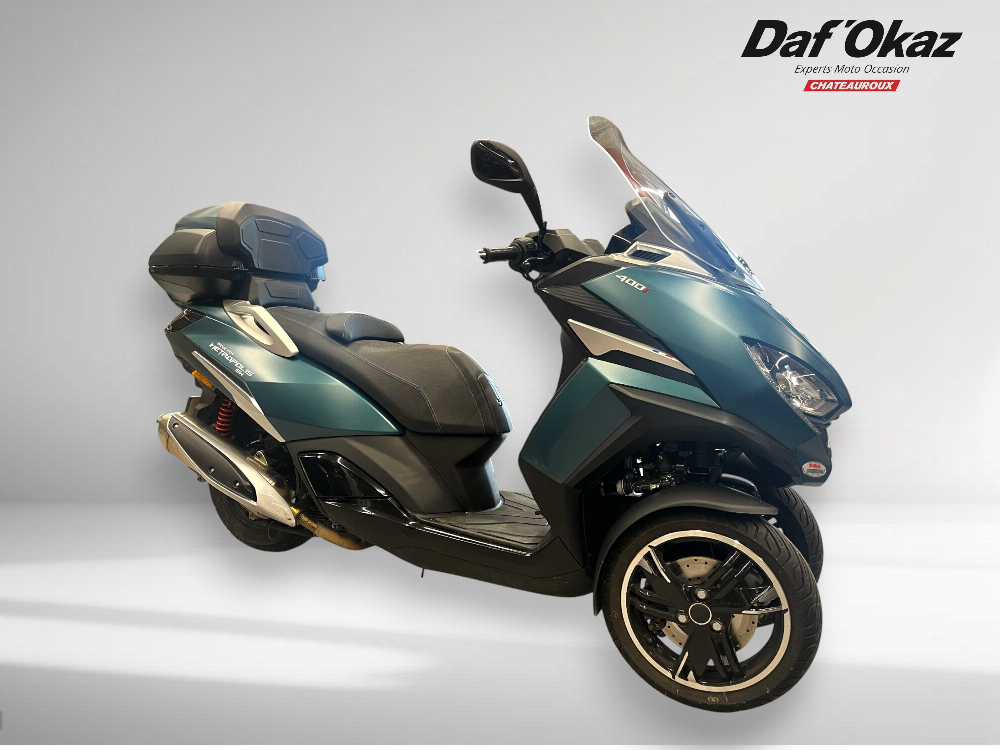 Peugeot METROPOLIS SW 2023 vue 3/4 droite