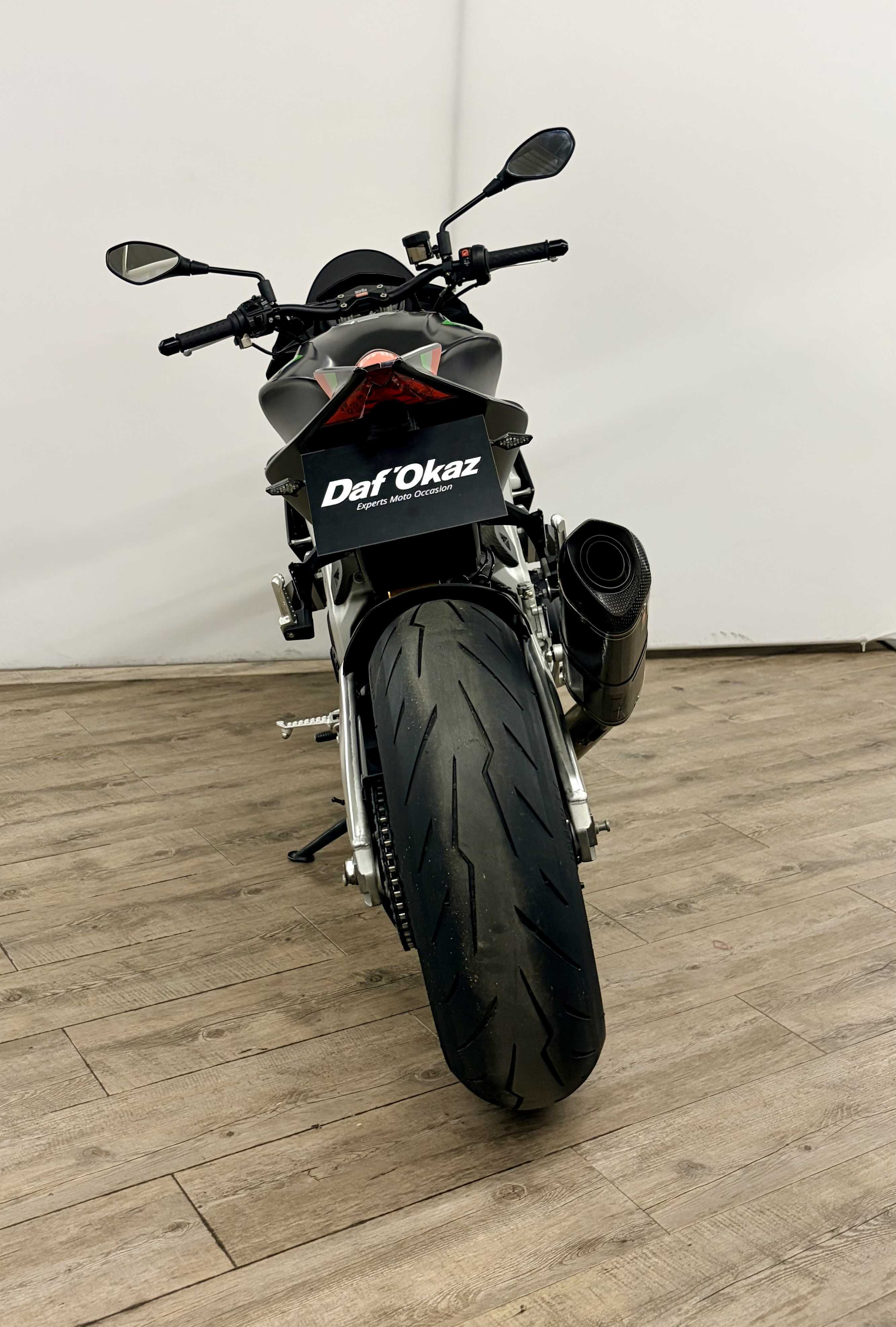Aprilia Tuono 1100 V4 Factory 2020 HD vue arrière