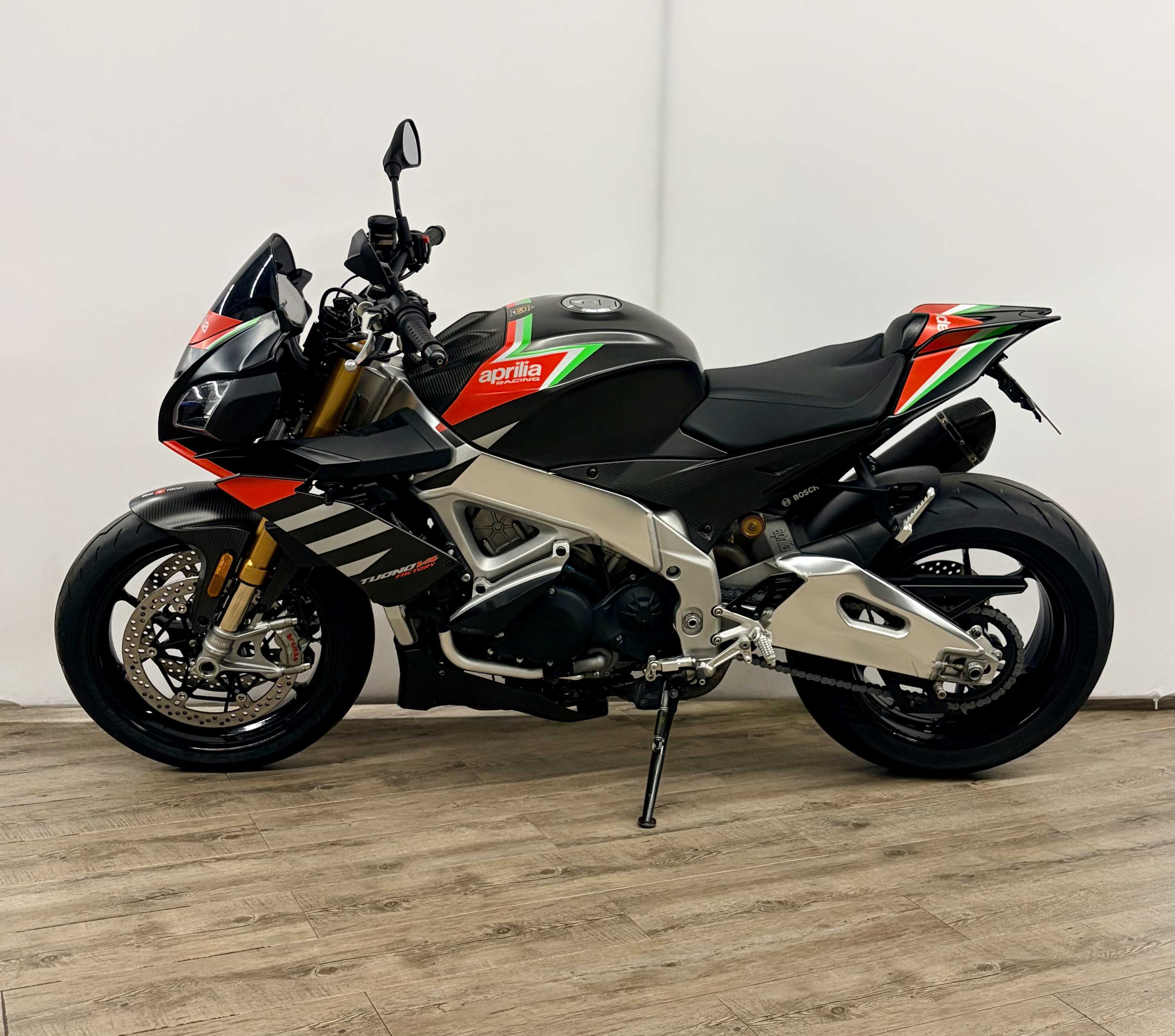 Aprilia Tuono 1100 V4 Factory 2020 HD vue gauche