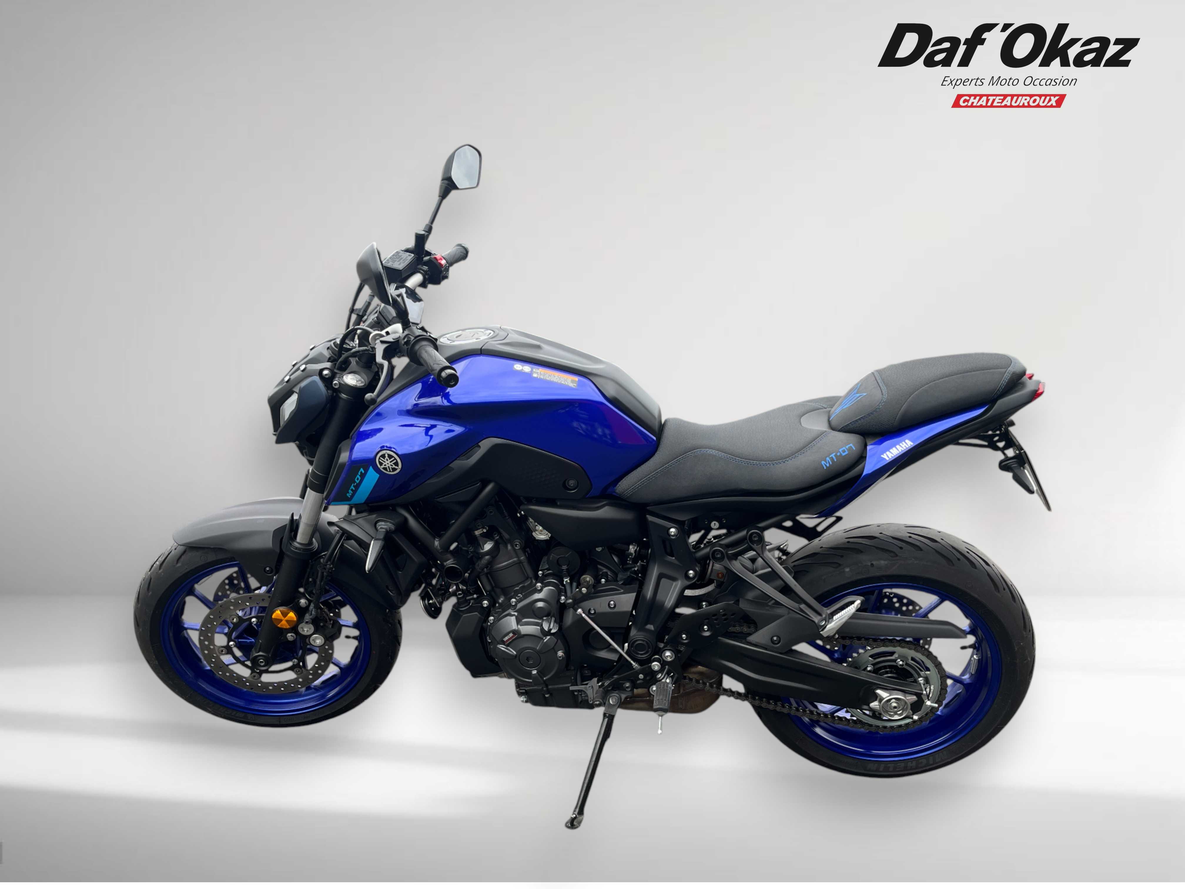 Yamaha MT-07 700 A2 2023 HD vue arrière