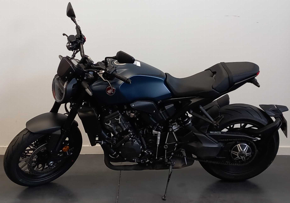 Honda CB 1000 R + 2024 vue gauche