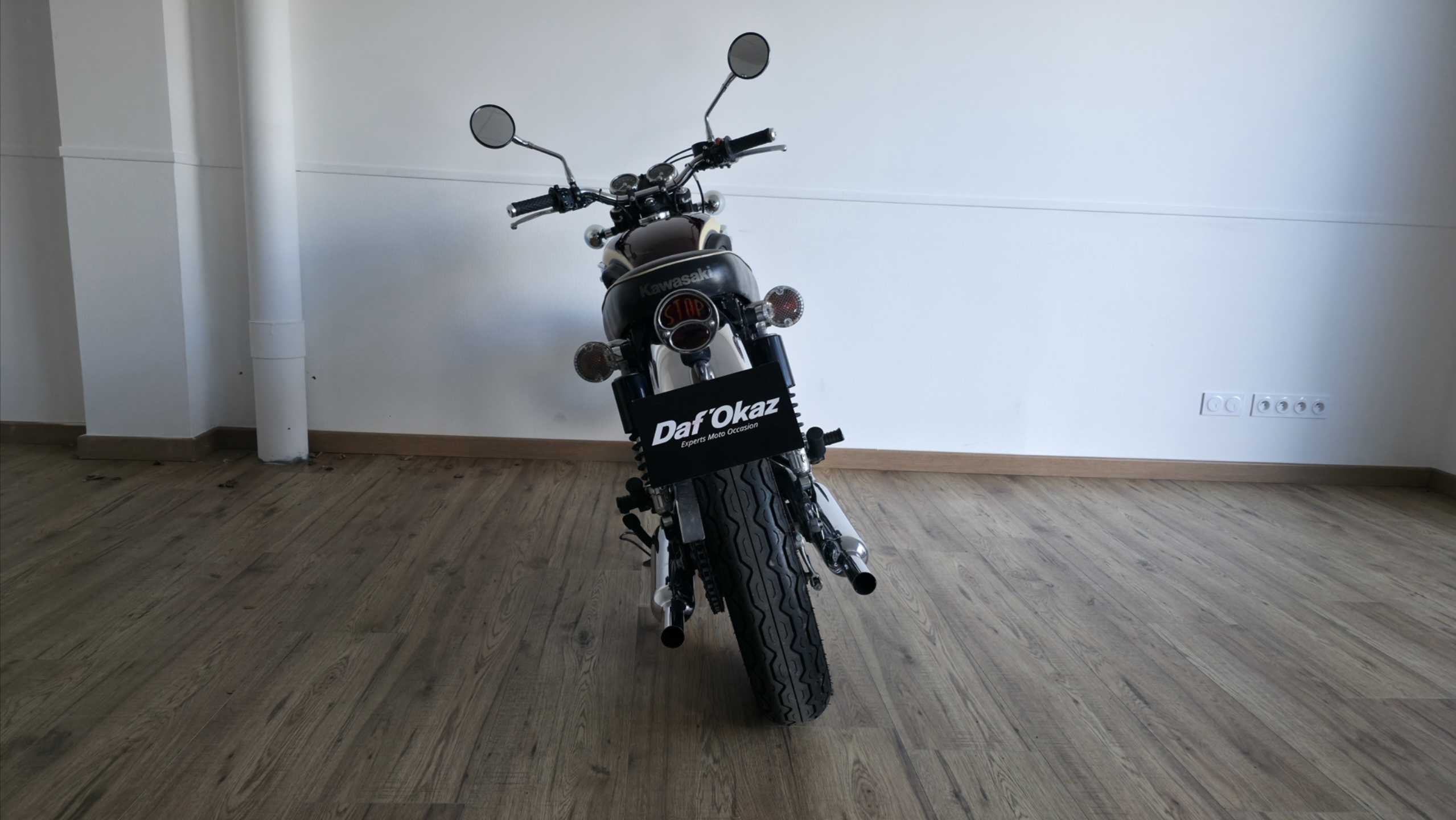Kawasaki W 650 (EJ) 2002 HD vue arrière