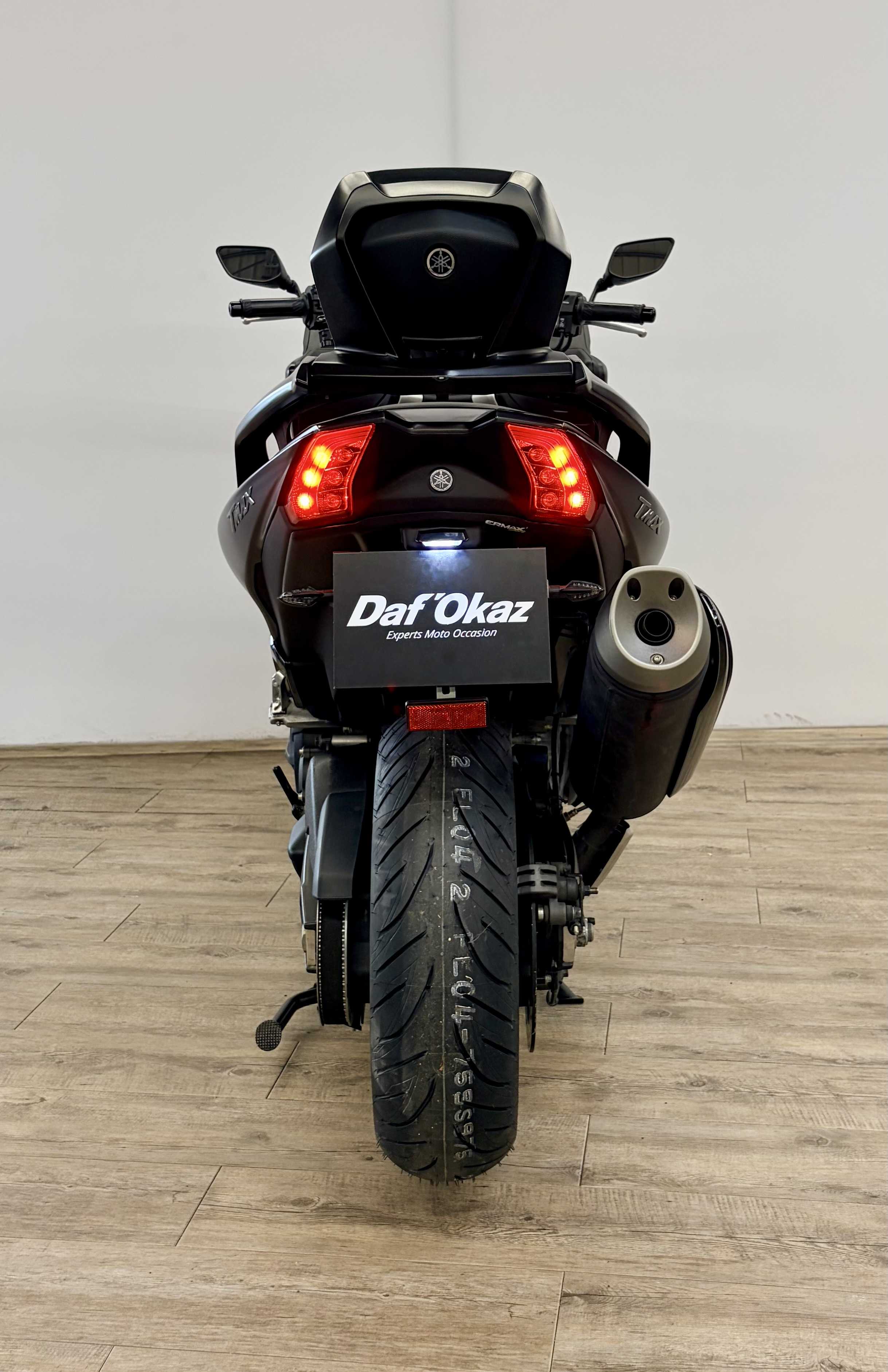 Yamaha XP 530 T-Max DX 2017 HD vue arrière