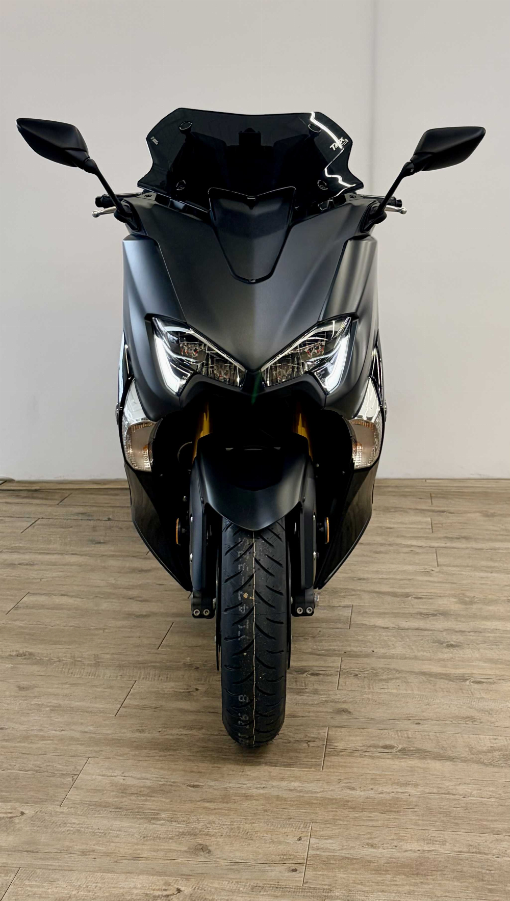 Yamaha XP 530 T-Max DX 2017 vue avant